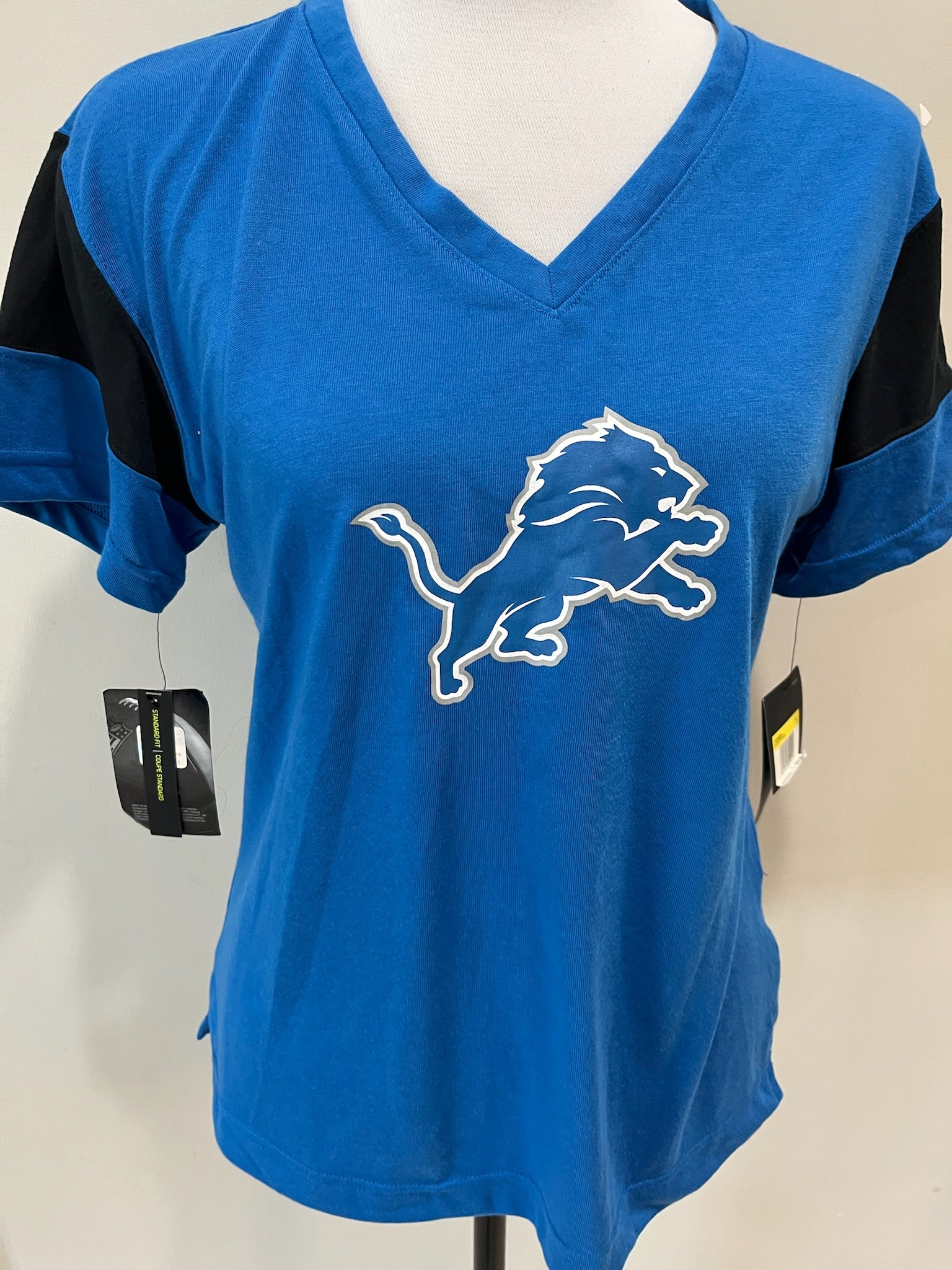Women’s Detroit Lions Shirt image 1