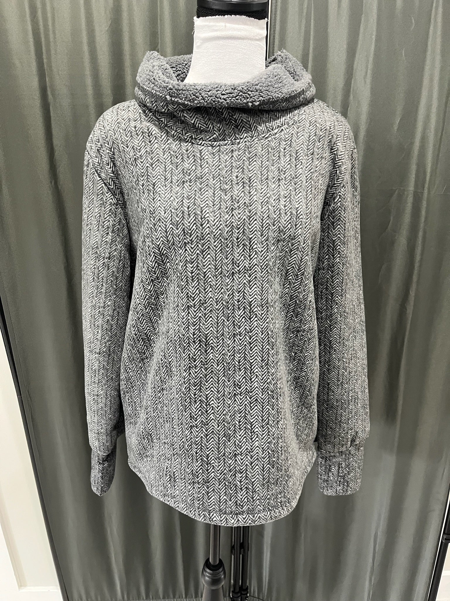 Women’s Grey Sweater image 0