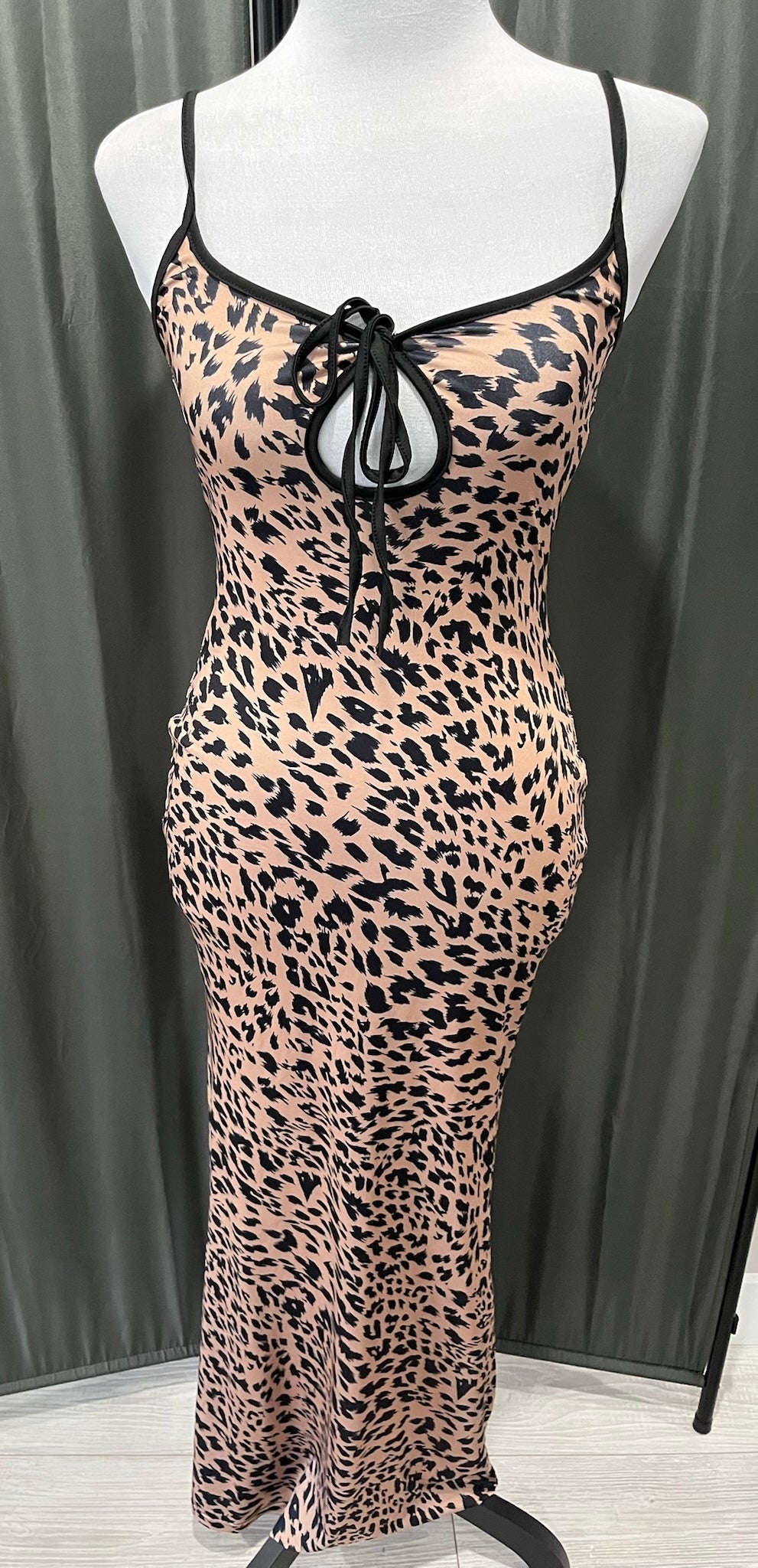 Women’s Leopard Print Dress image 0