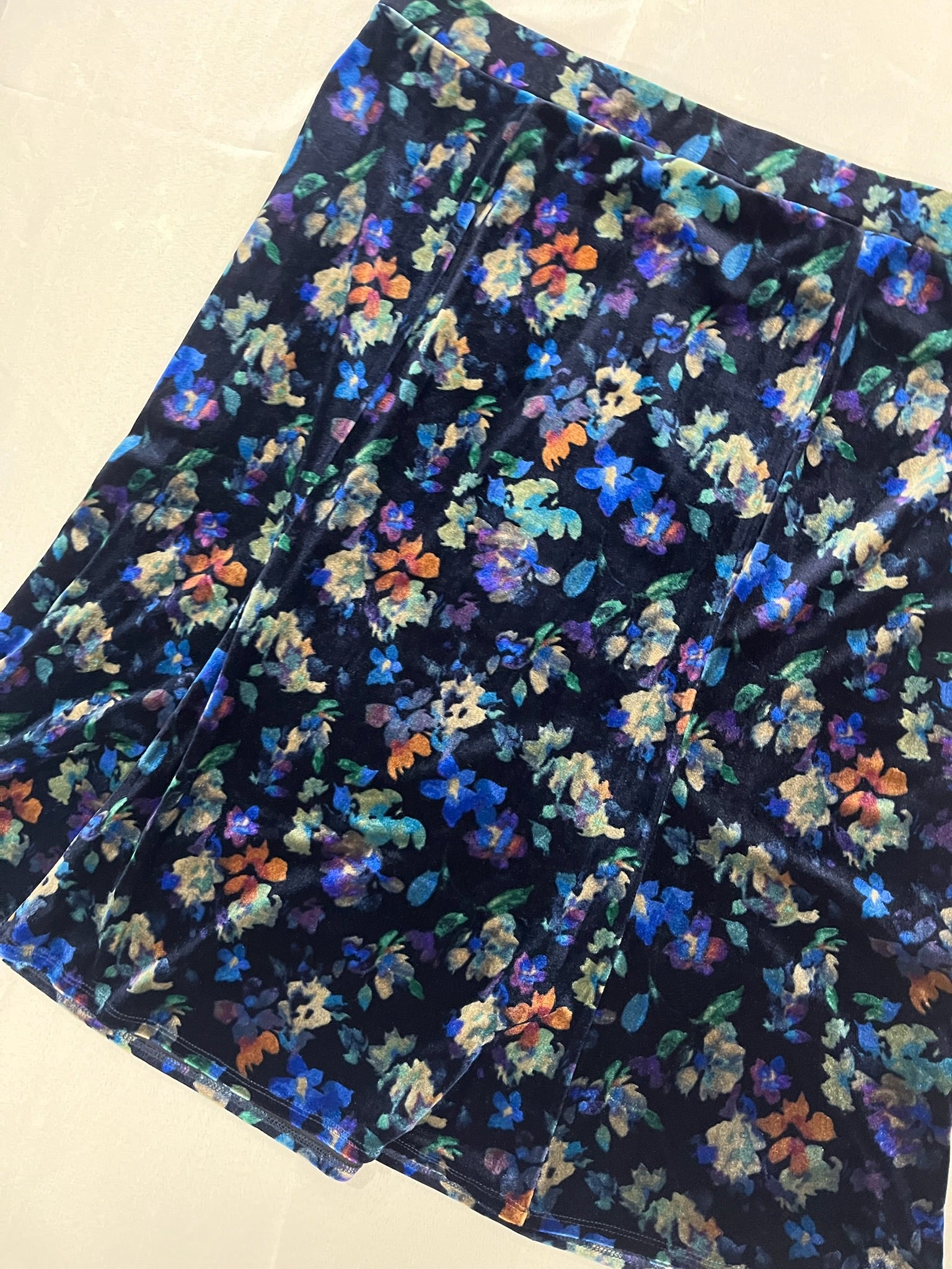 Women’s Floral Skirt image 3