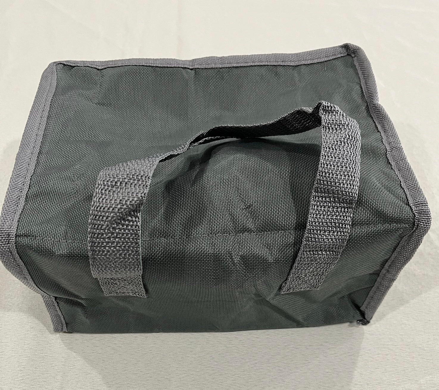 Foldable Insulated Lunch Bag image 3