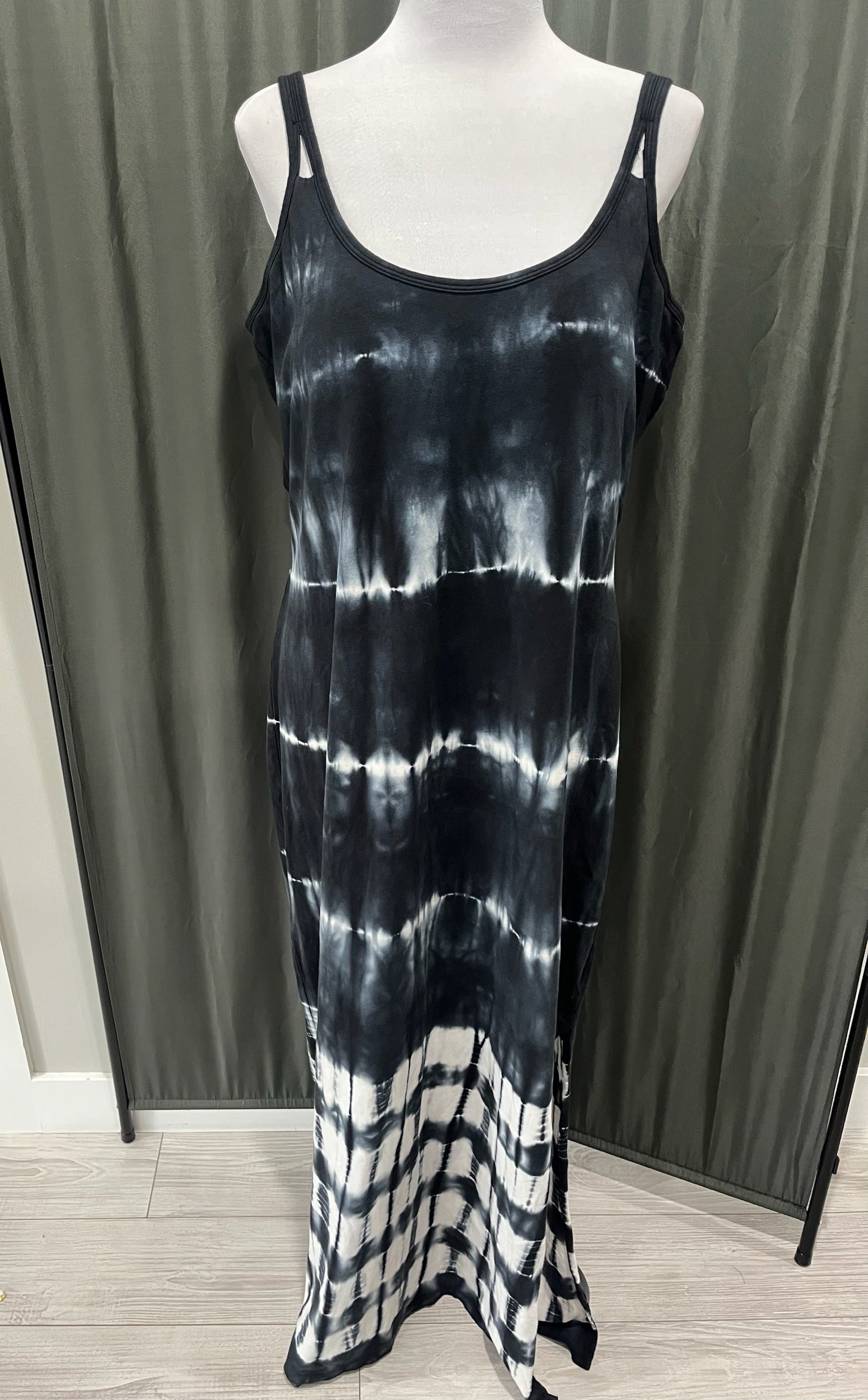 Women’s Black Tie Dye Dress With Attached Bra image 0
