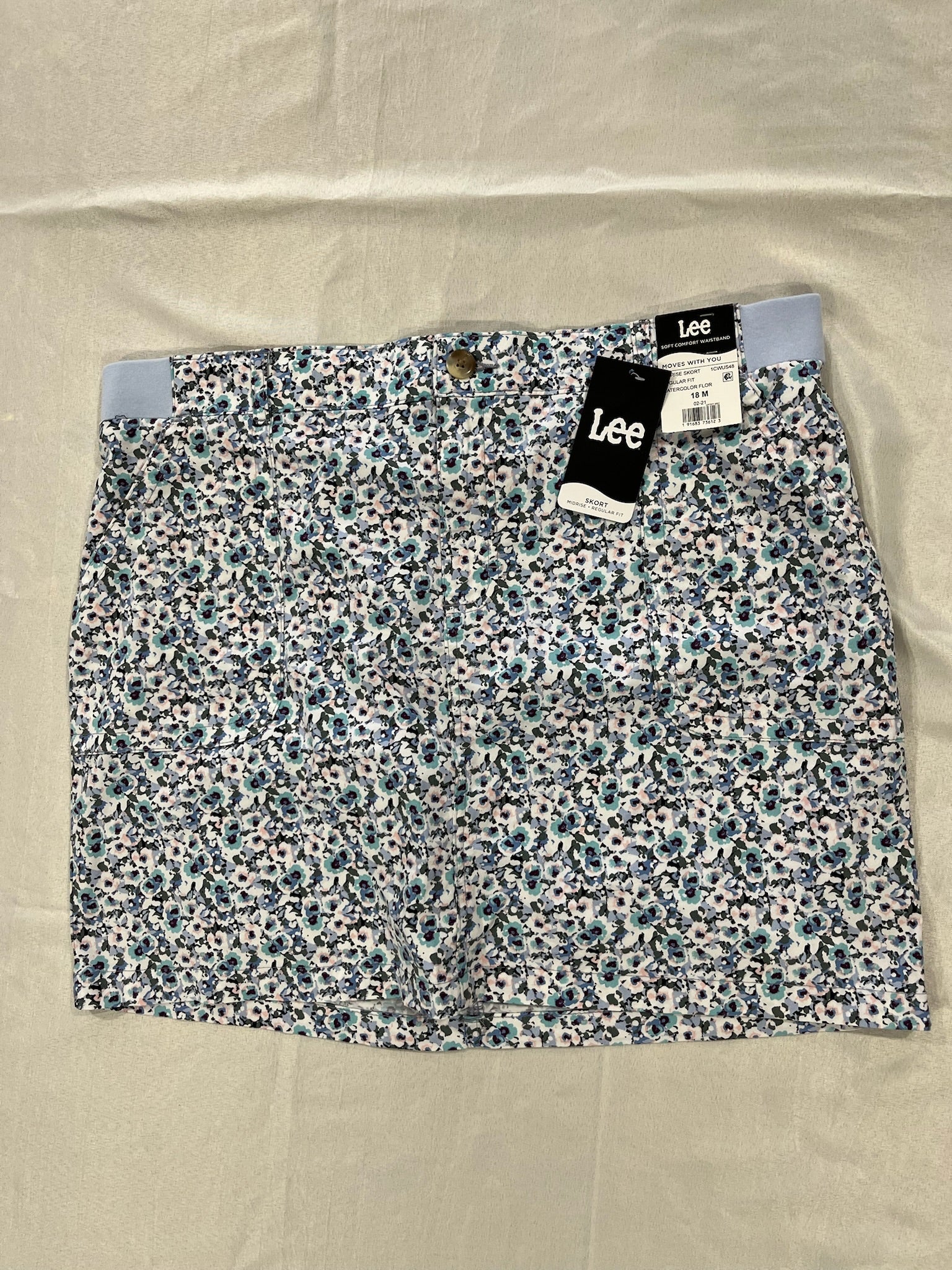 Women’s Floral Skirt image 0