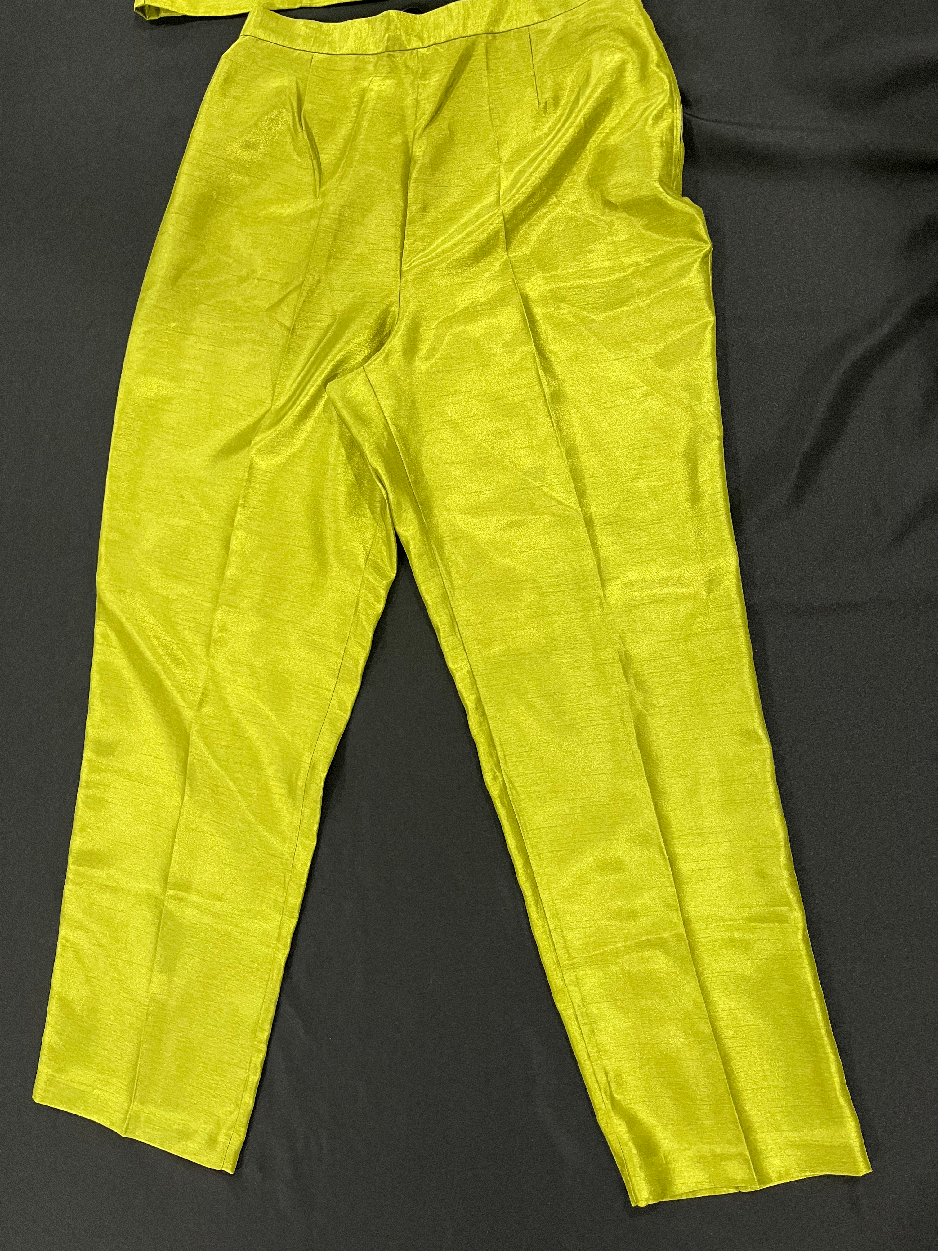 Women’s Green Two Piece Set  image 3