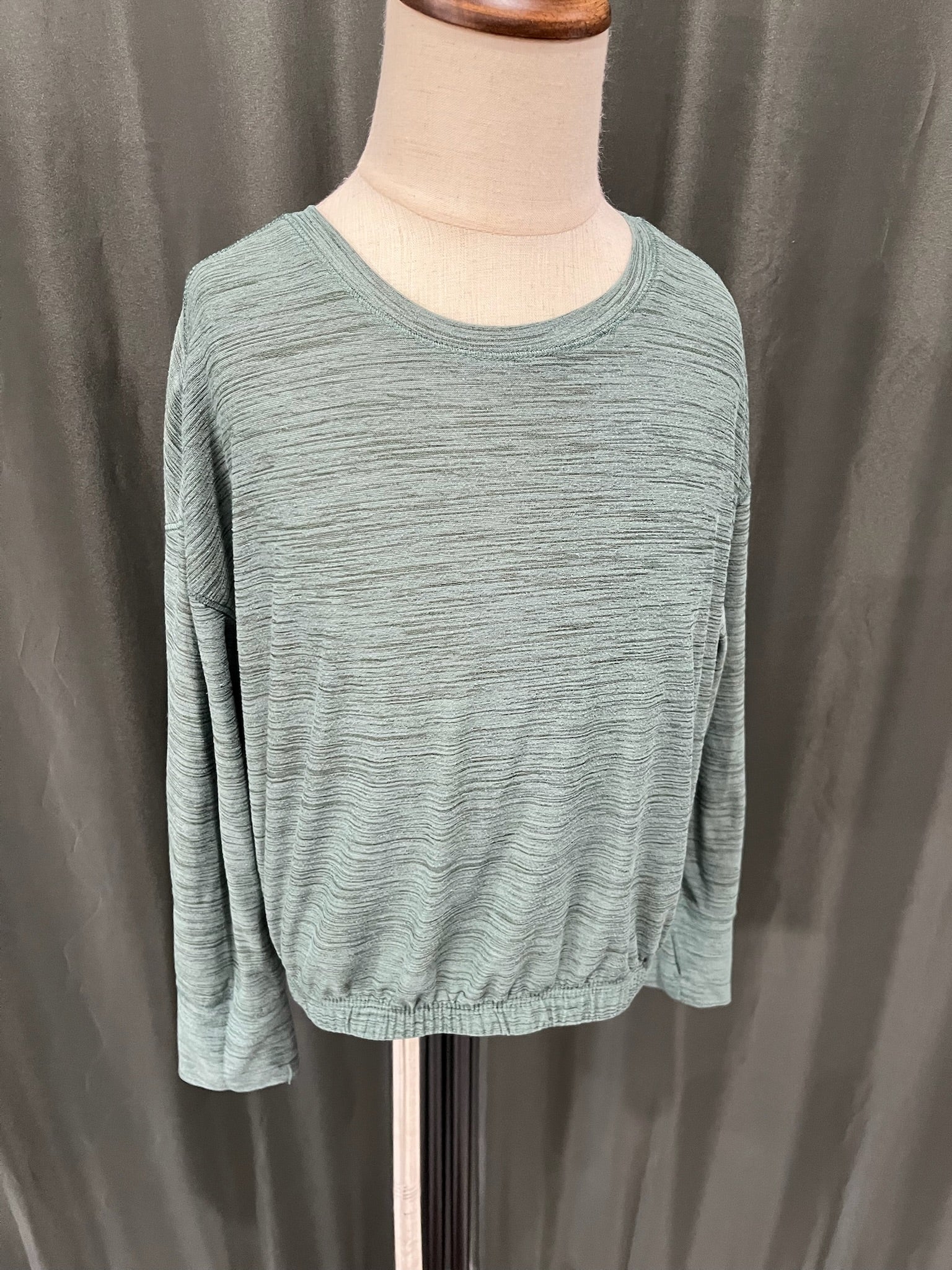Girls Green Long Sleeve image 1