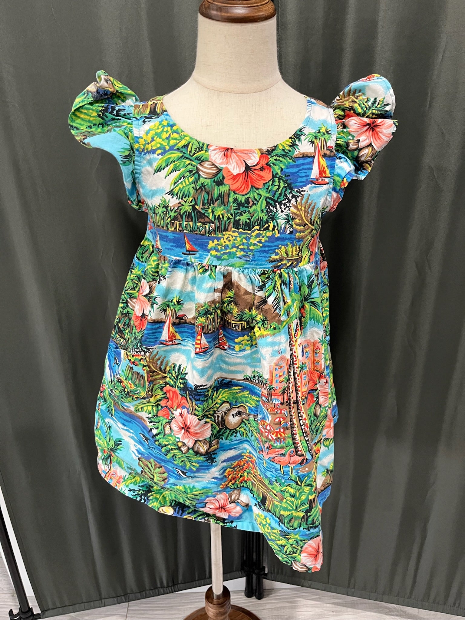Girls Hawaiian Dress image 0