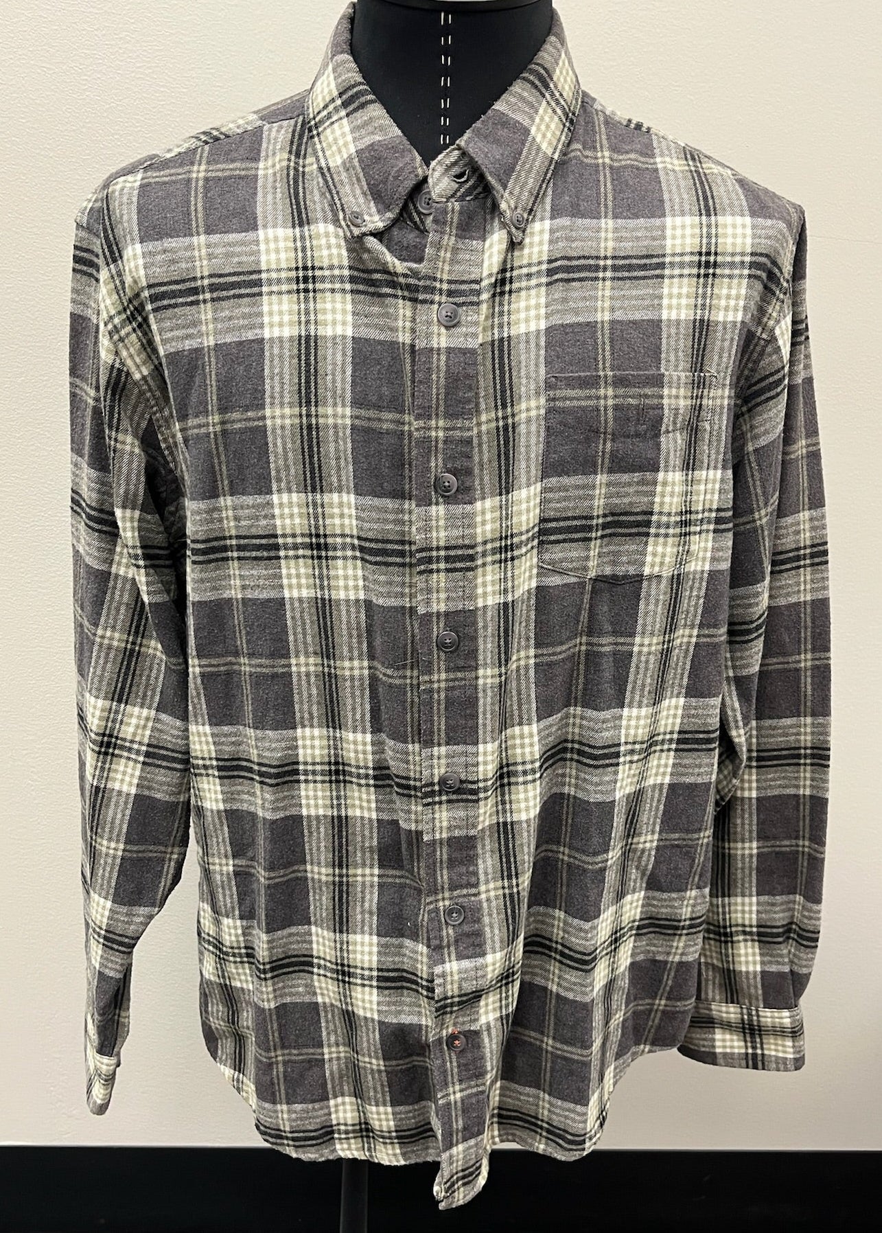 Used Men’s Flannel