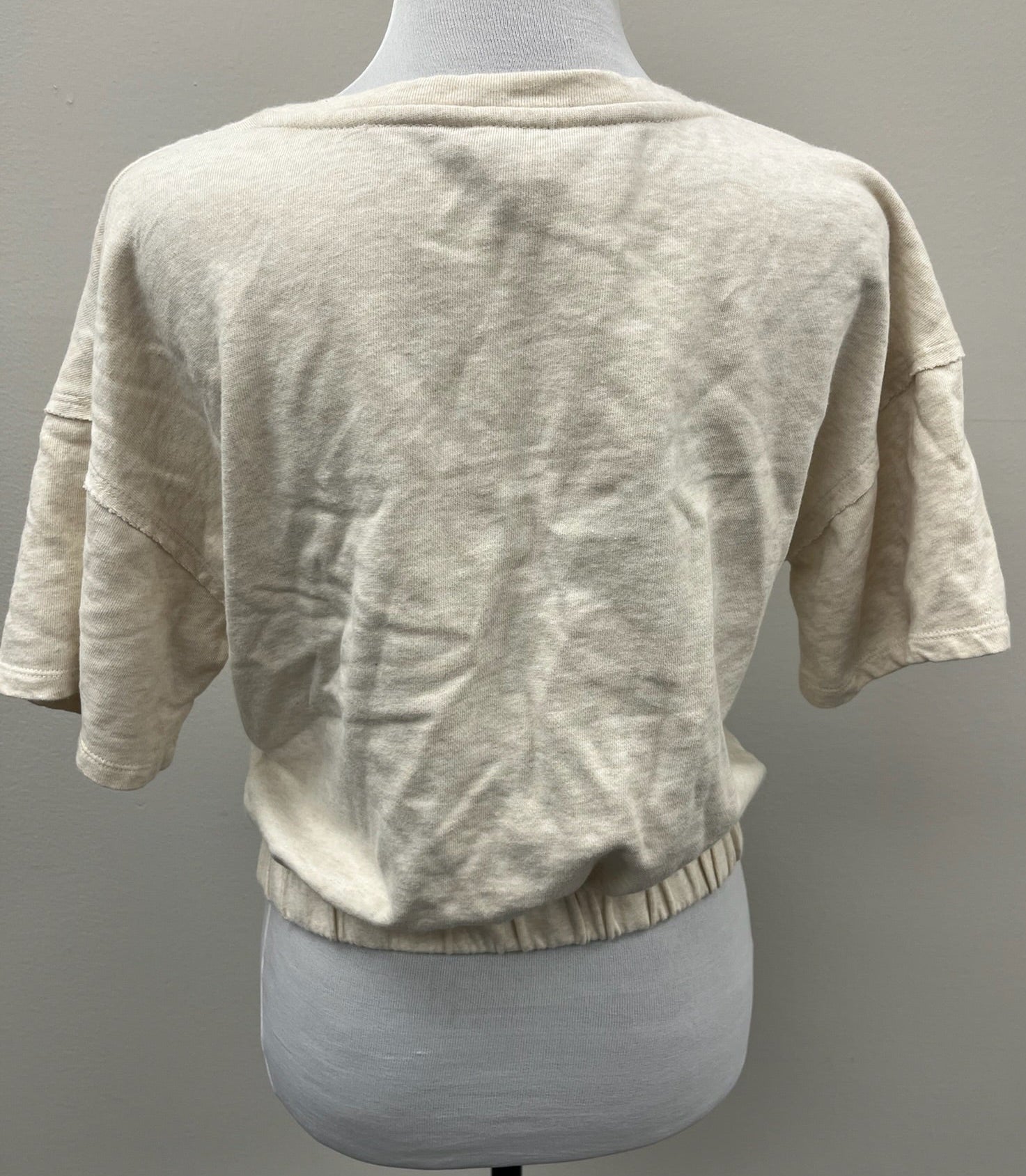 Used Women’s Beige Crop Sweater Shirt