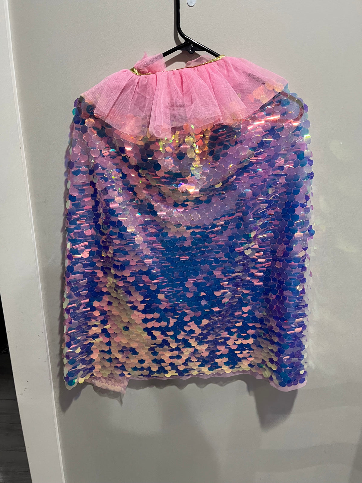 Used Girls Sequin Princess Cape