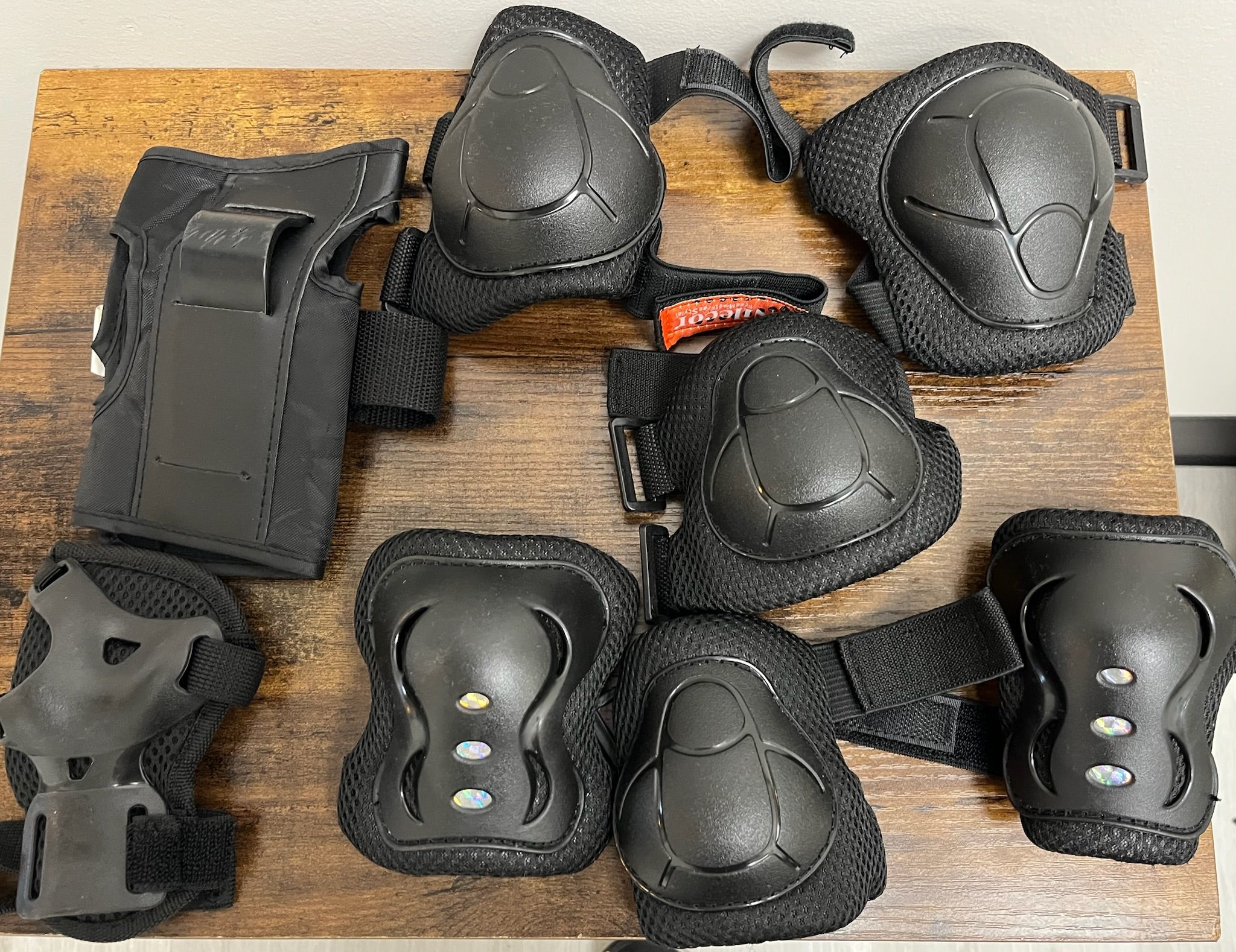 Used Set Of Childrens Elbow & Knee Pads