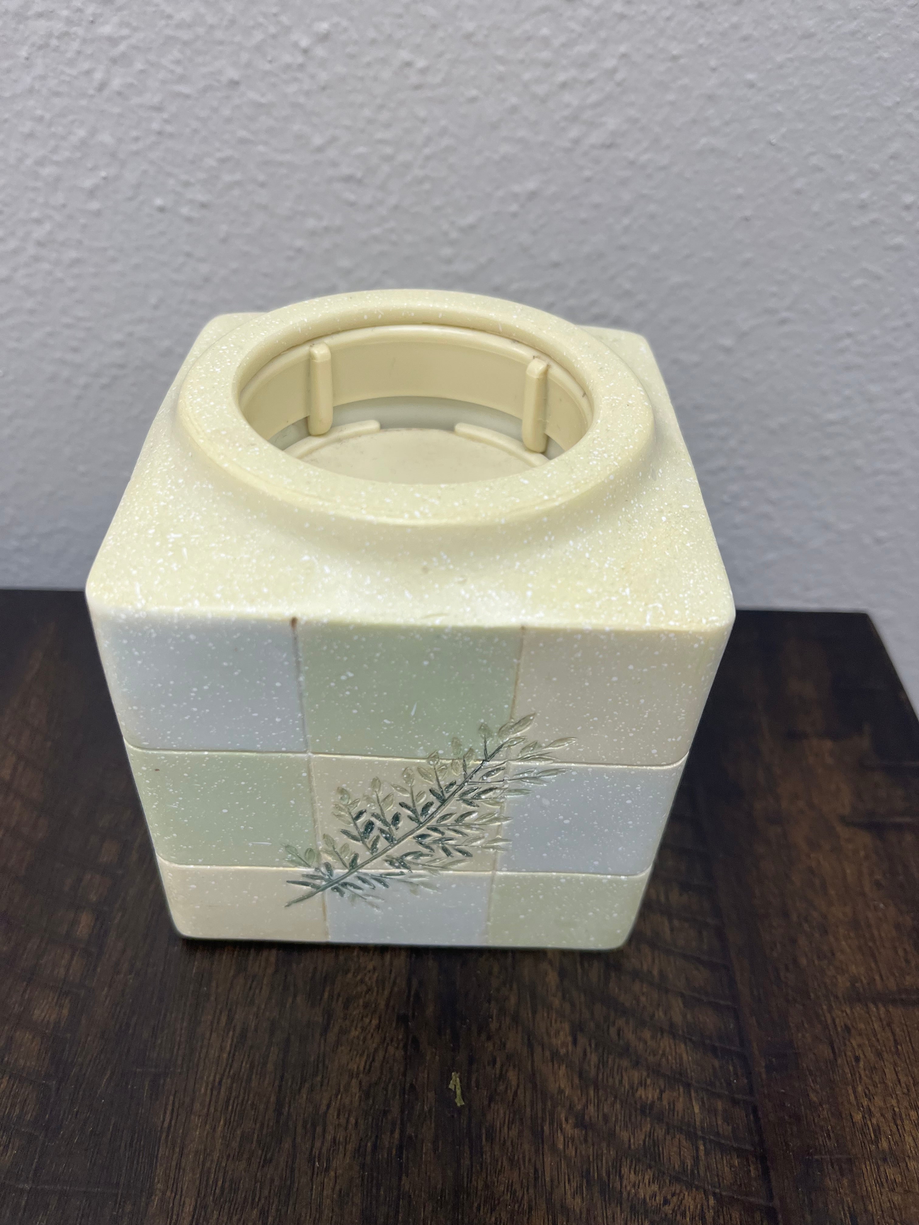 Used Ceramic Cup Holder