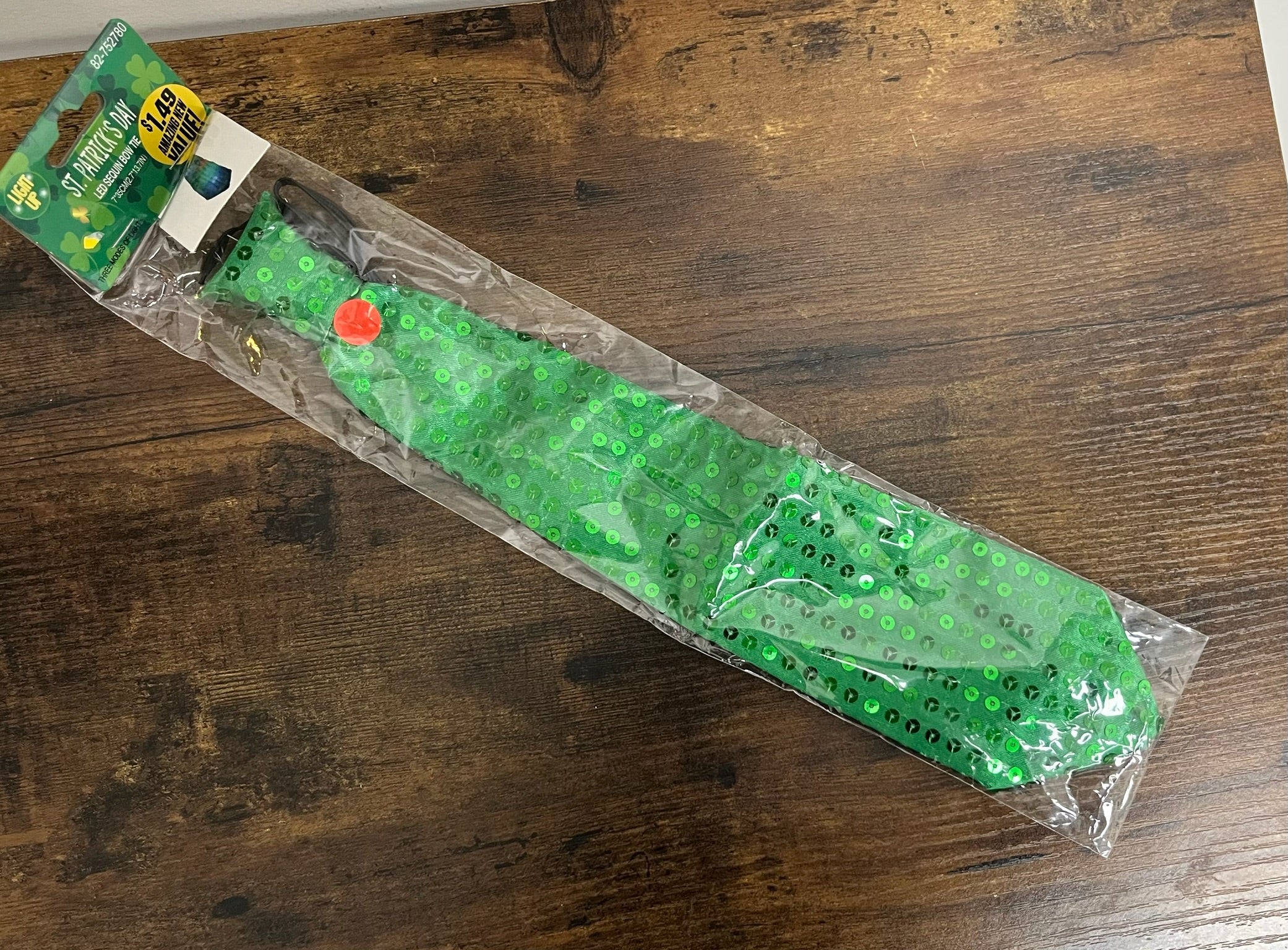 New Green Sequin Tie