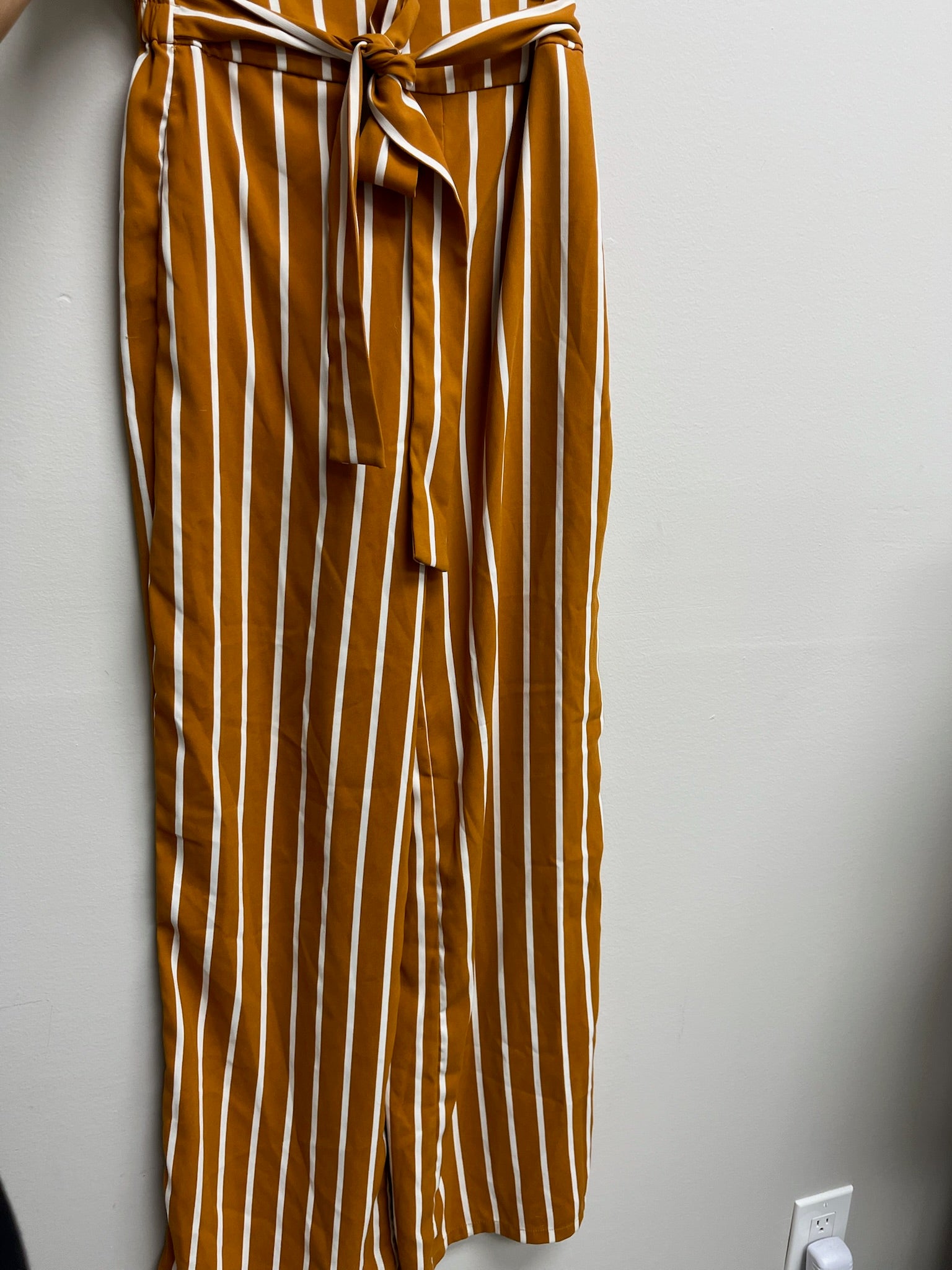 Used Women’s Striped Flowy Pants