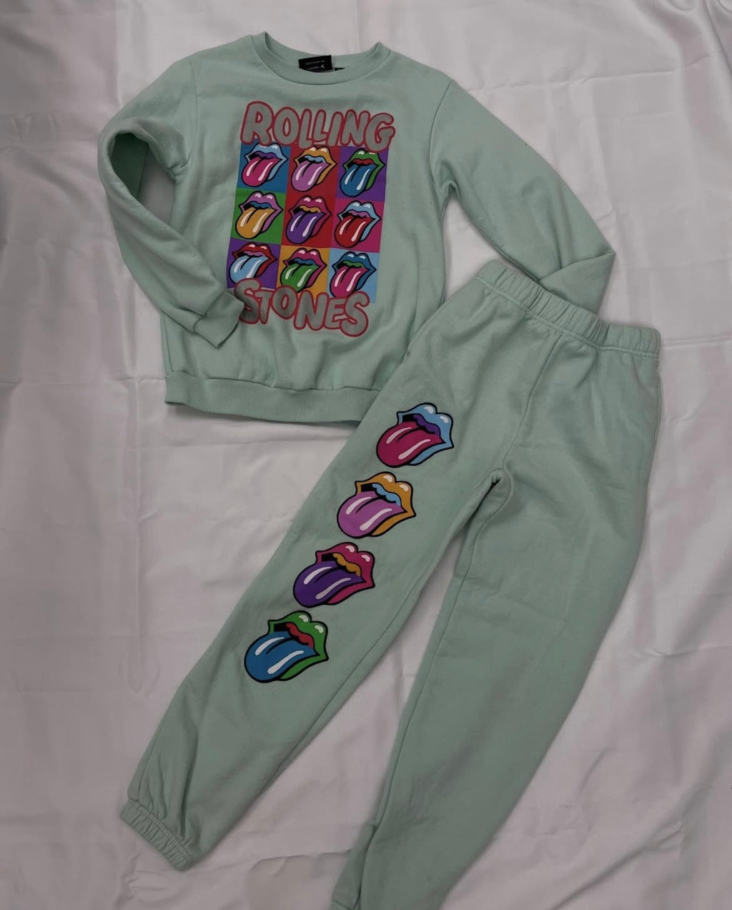 Used Two Piece Girls Sweatsuit