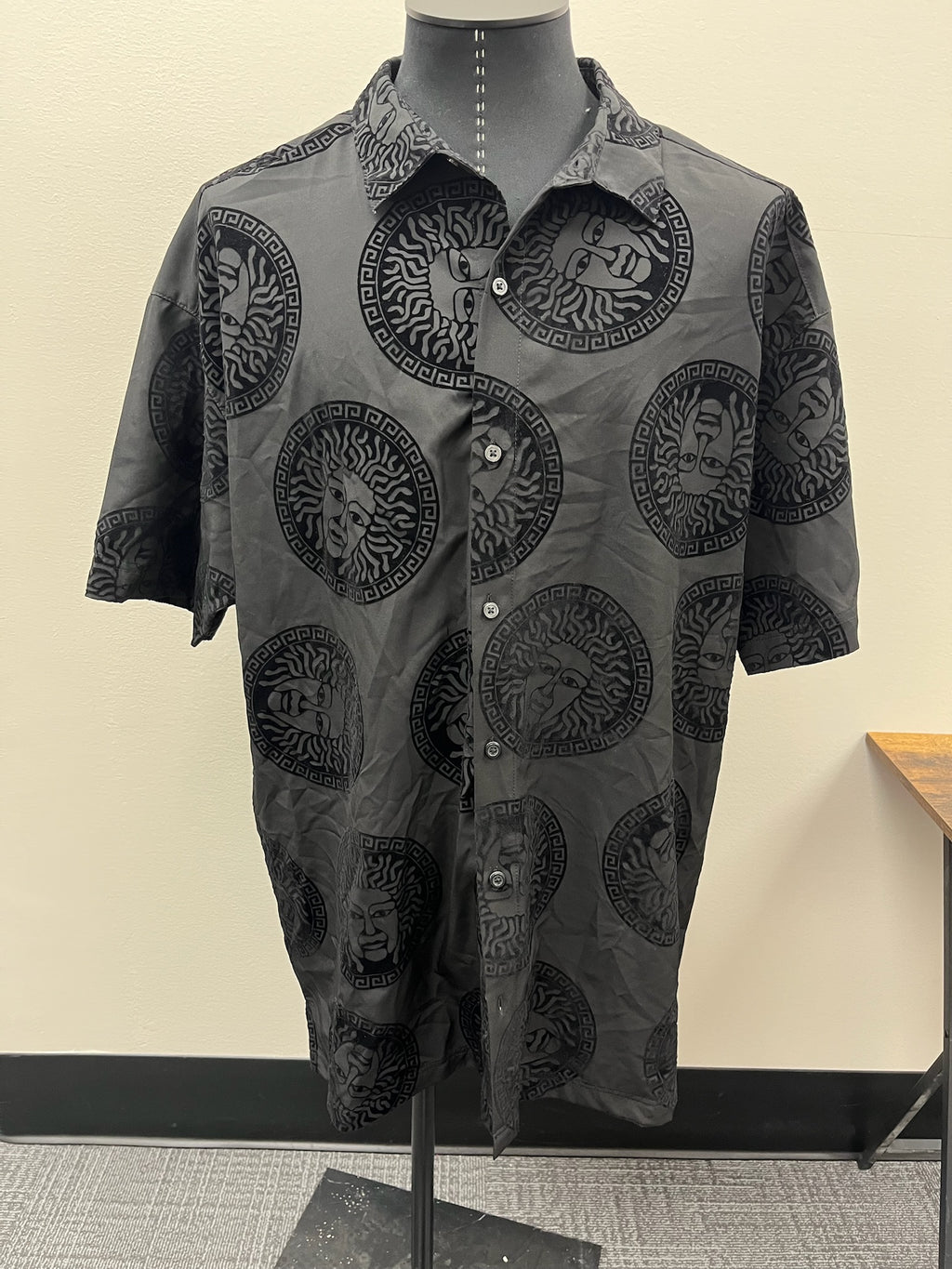 Used Men’s Button Up Shirt