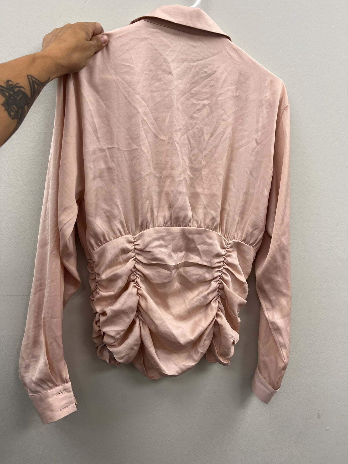 Used Women’s Pink Blouse