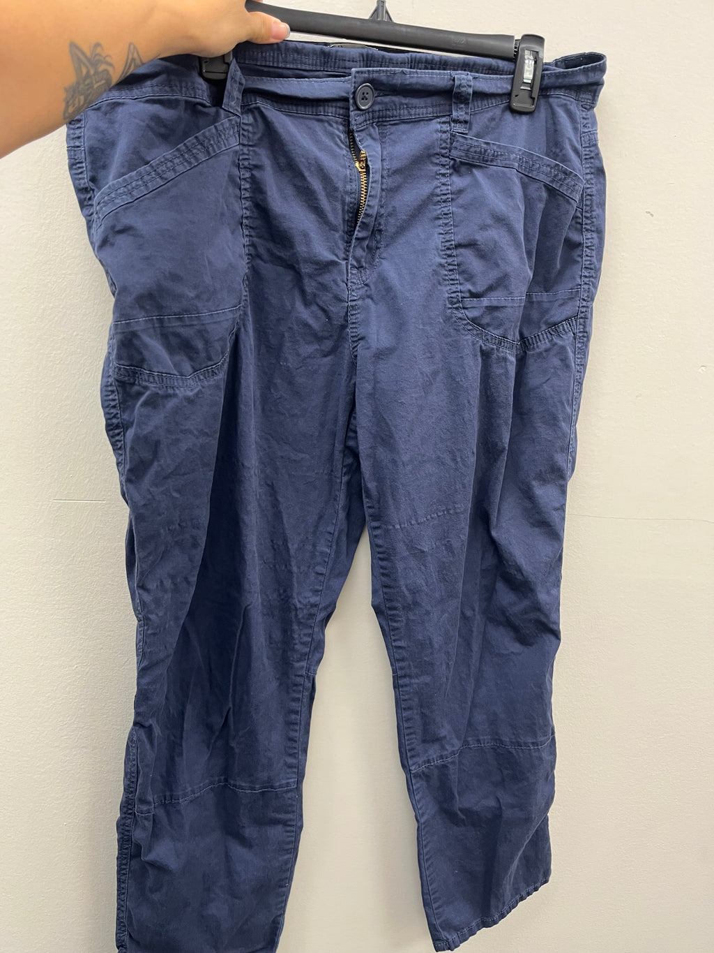 Used Women’s Blue Pants