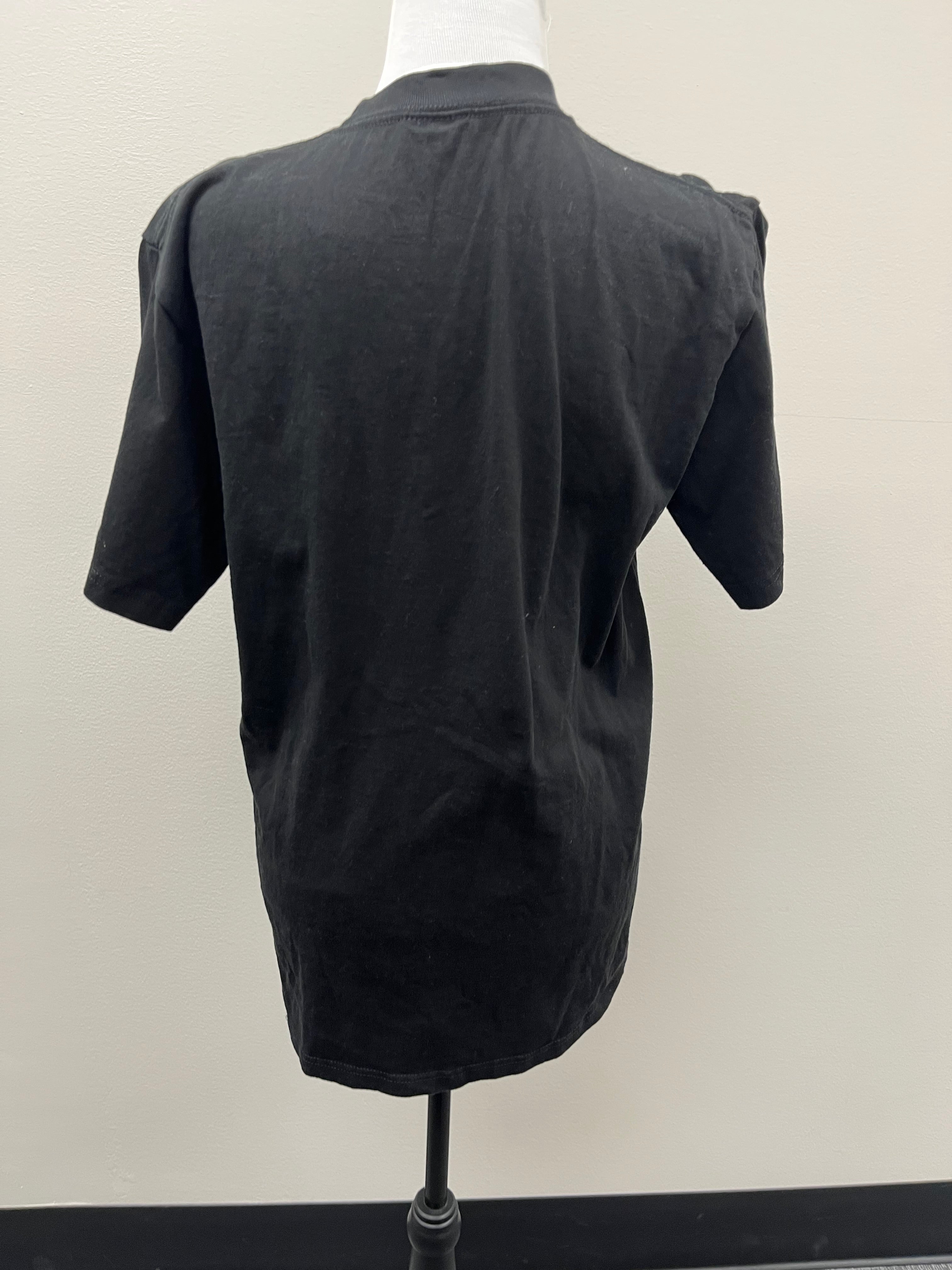 Used Women’s Black Shirt