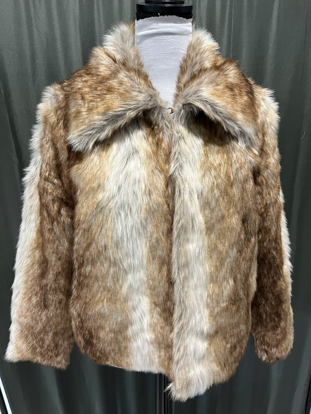 Women’s Faux Fur Coat image 1