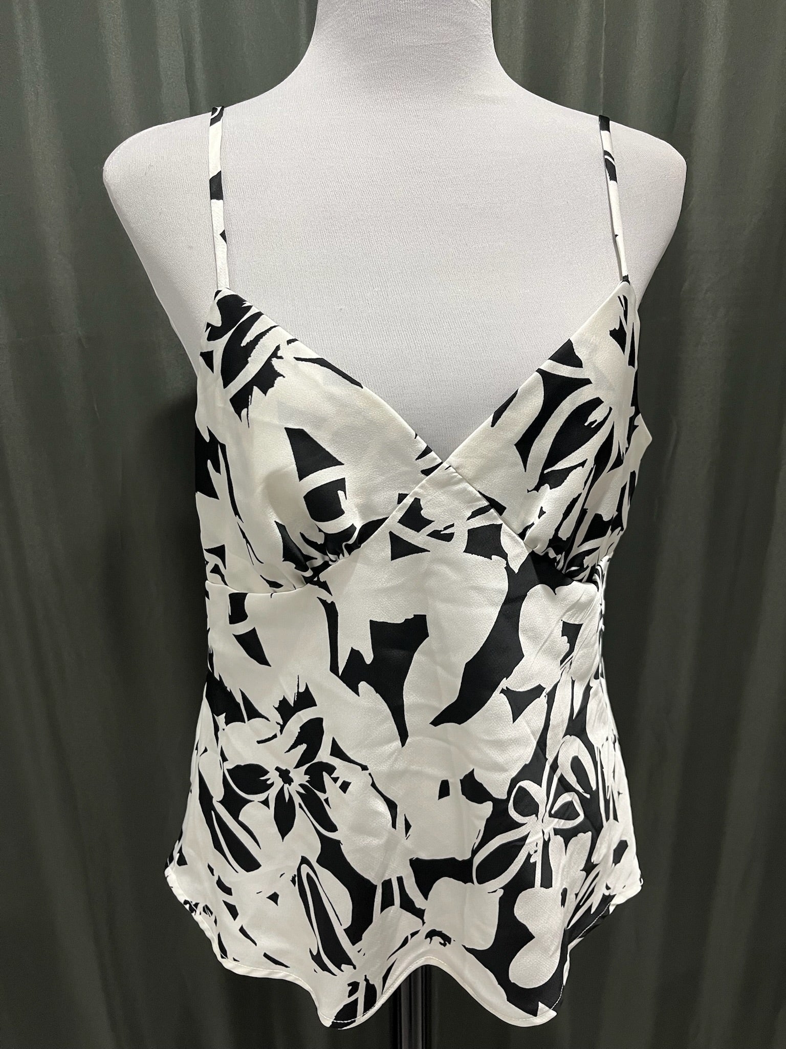 Women’s Black & White Tank Top image 1