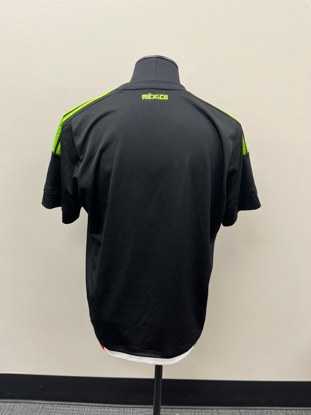 Used Men’s Mexico Home Jersey