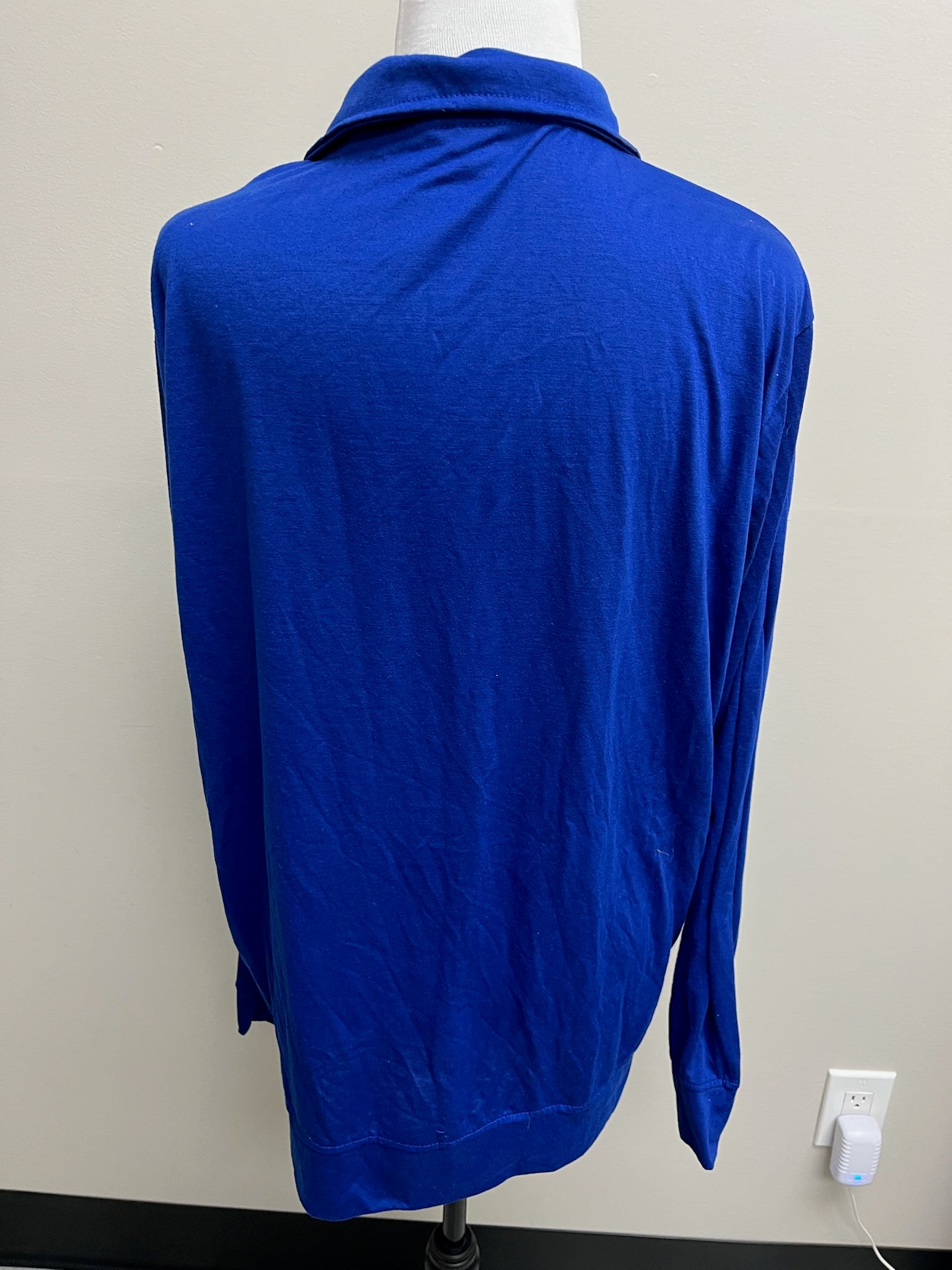 Used Women’s Dodger Shirt