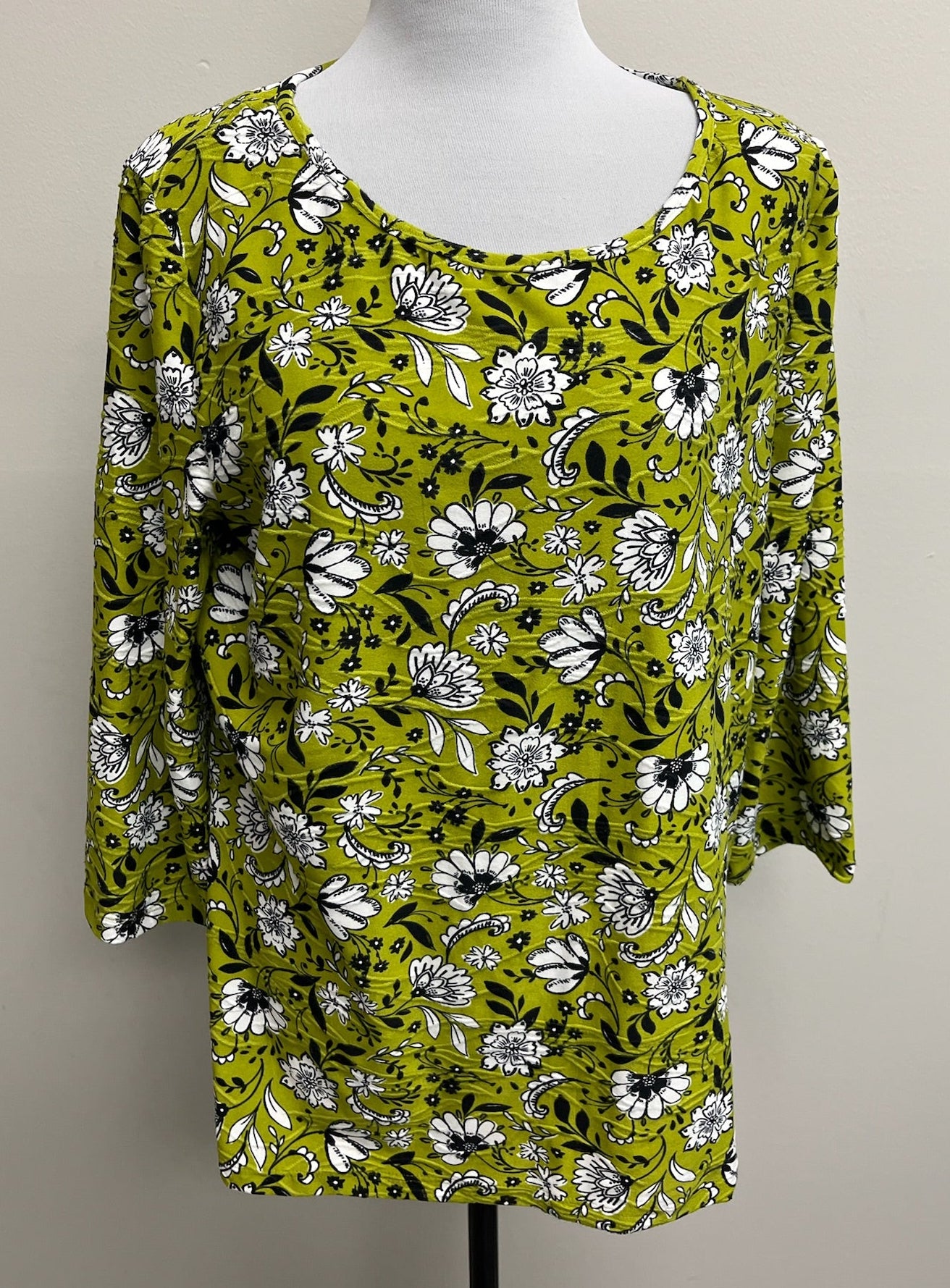 New Women’s Green Shirt