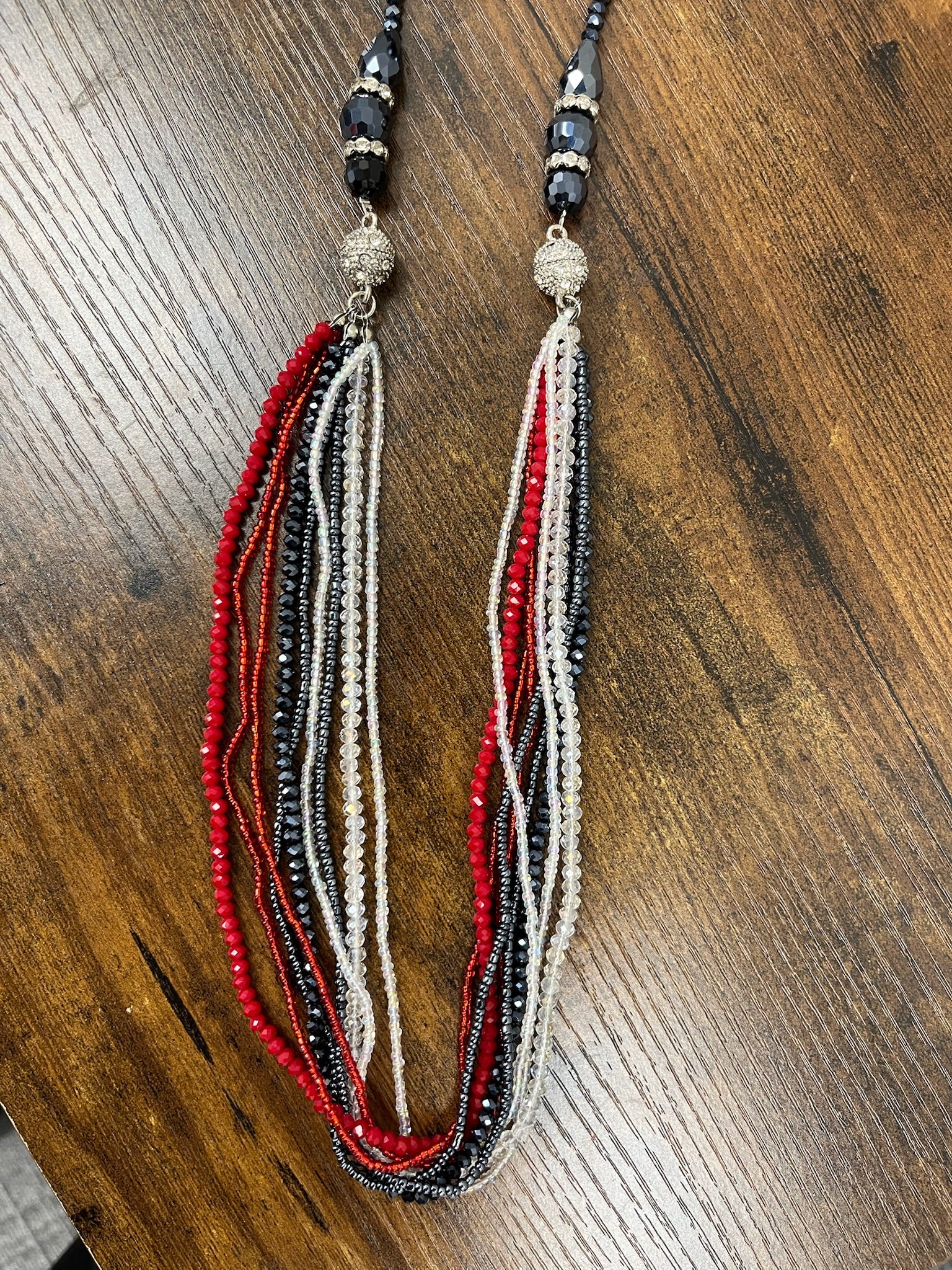 Used Two Piece Magnetic Necklace With Two Ways To Wear
