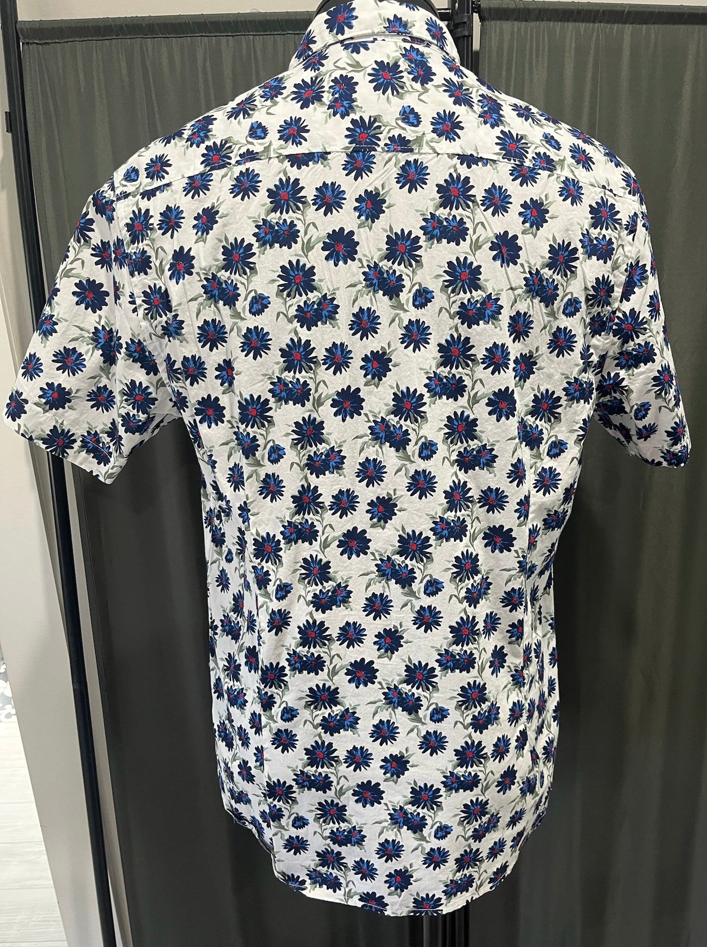 Men’s Floral Button Up Shirt image 2