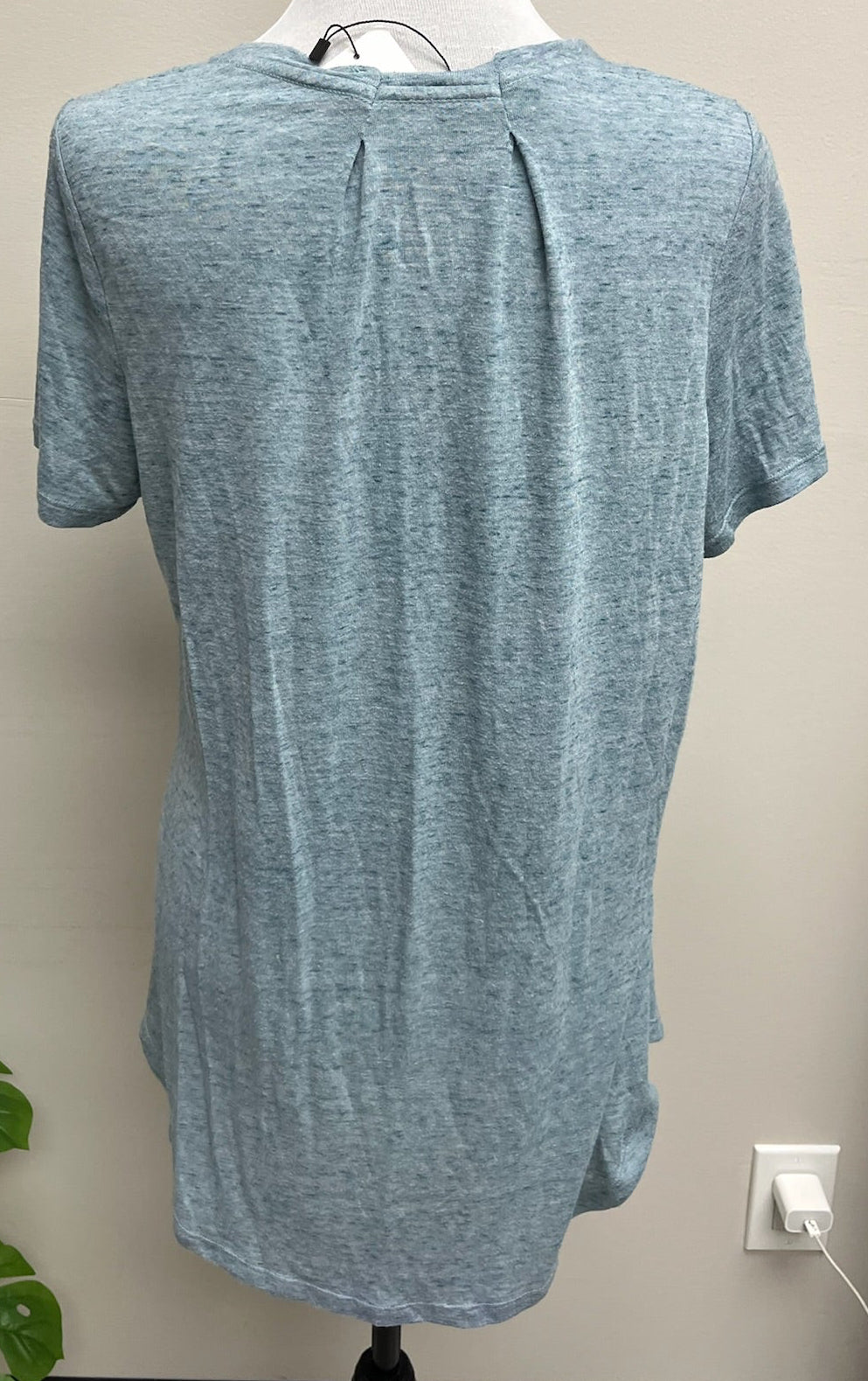 Used Women’s Blue Shirt