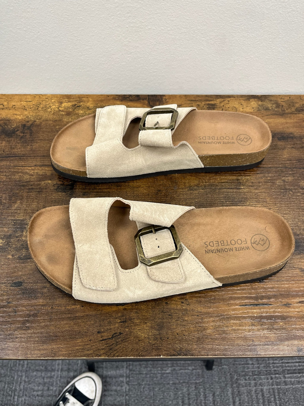 New White Mountain Footbeds Sandals