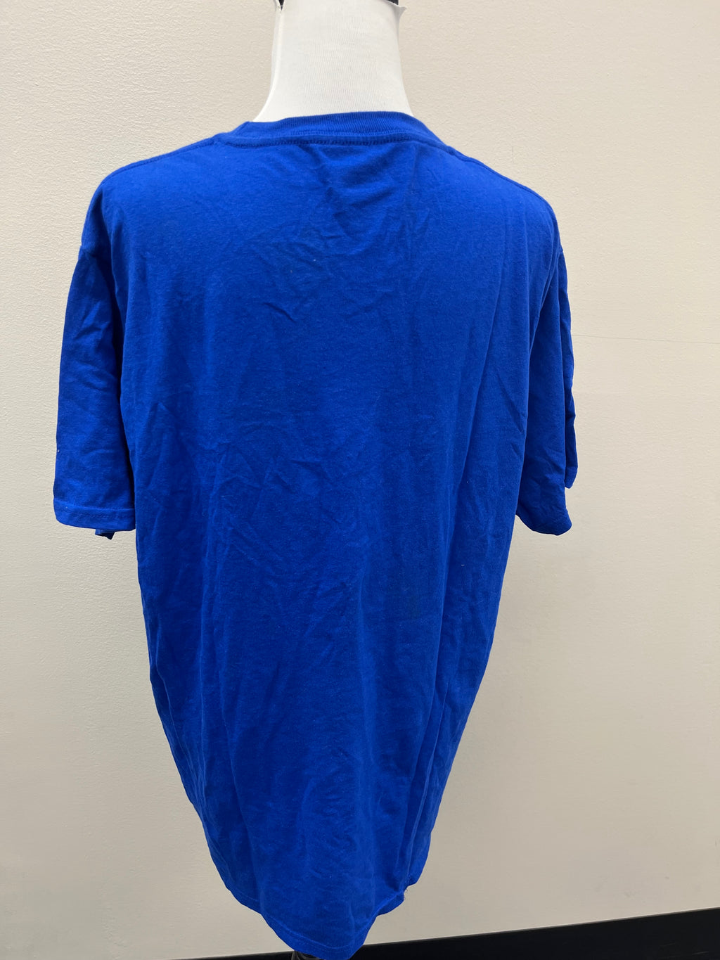 Used Men’s Blue Super Dad Shirt