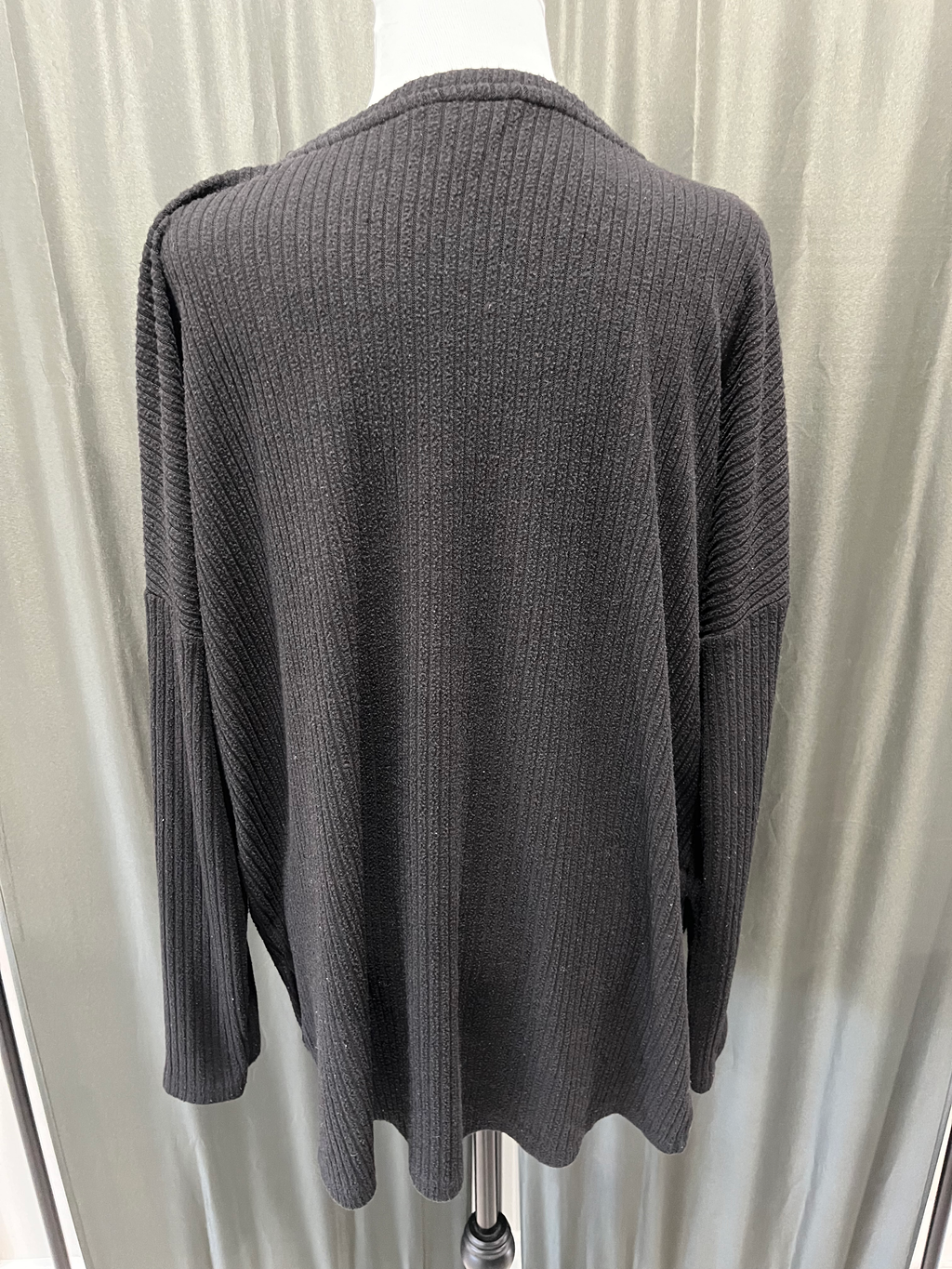 Women’s Black Long Sleeve  image 2