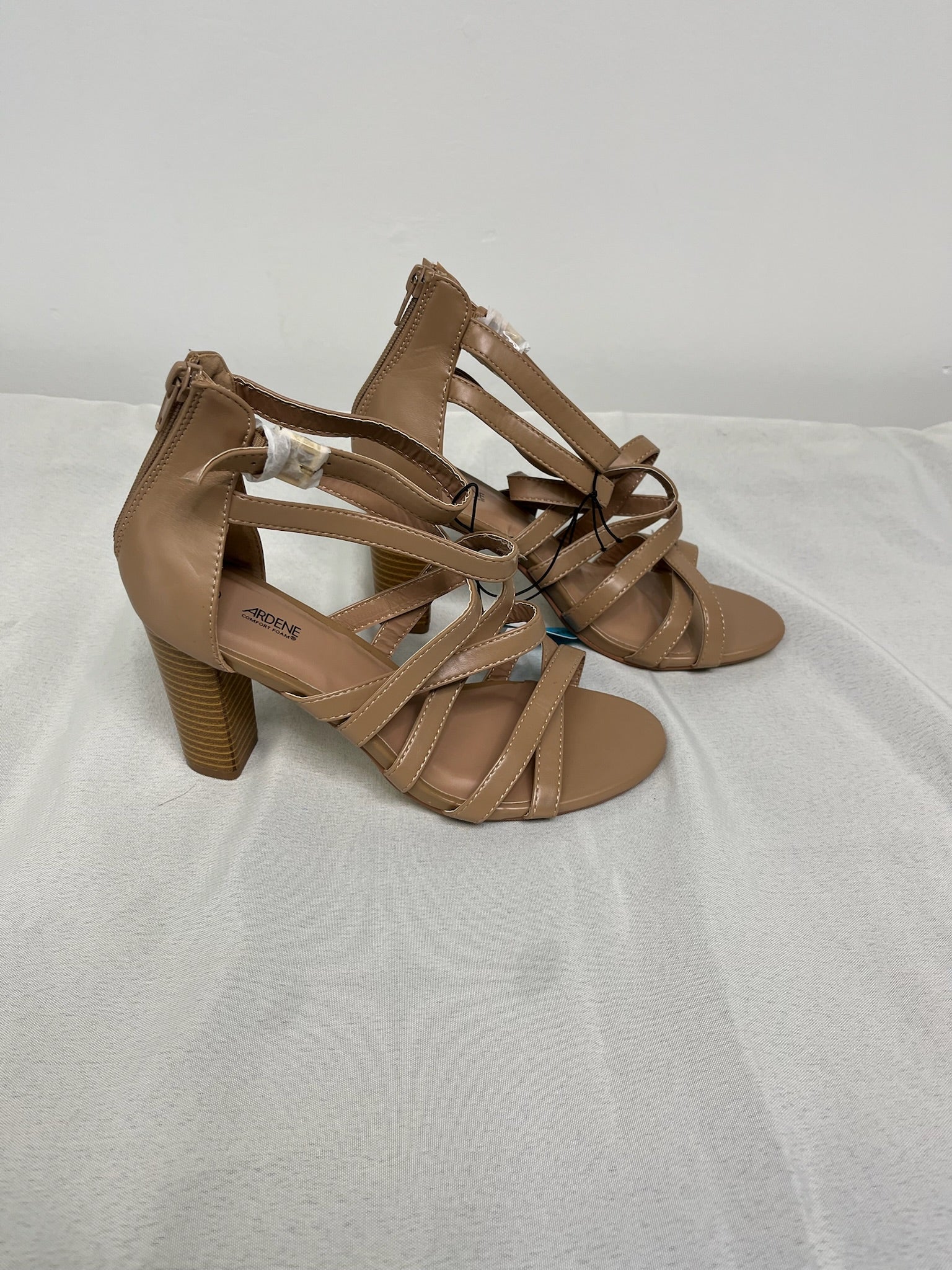 Women’s Tan 3” Heels image 1