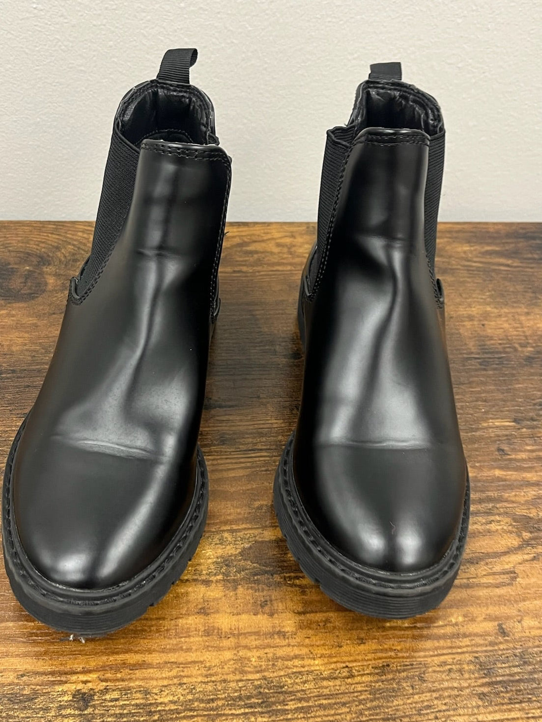 Used Girls Black Boots
