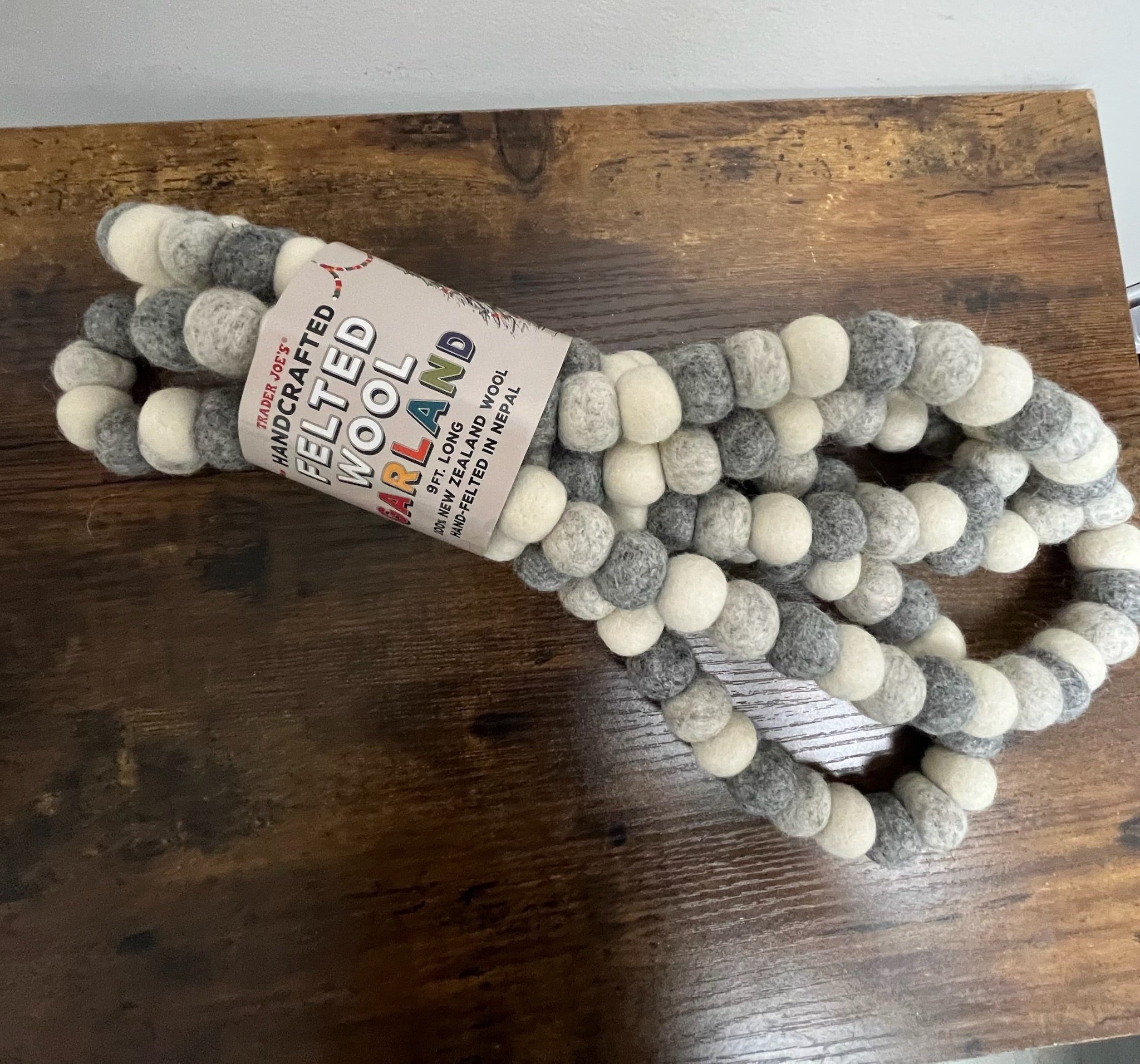 New Felt 9 ft Garland
