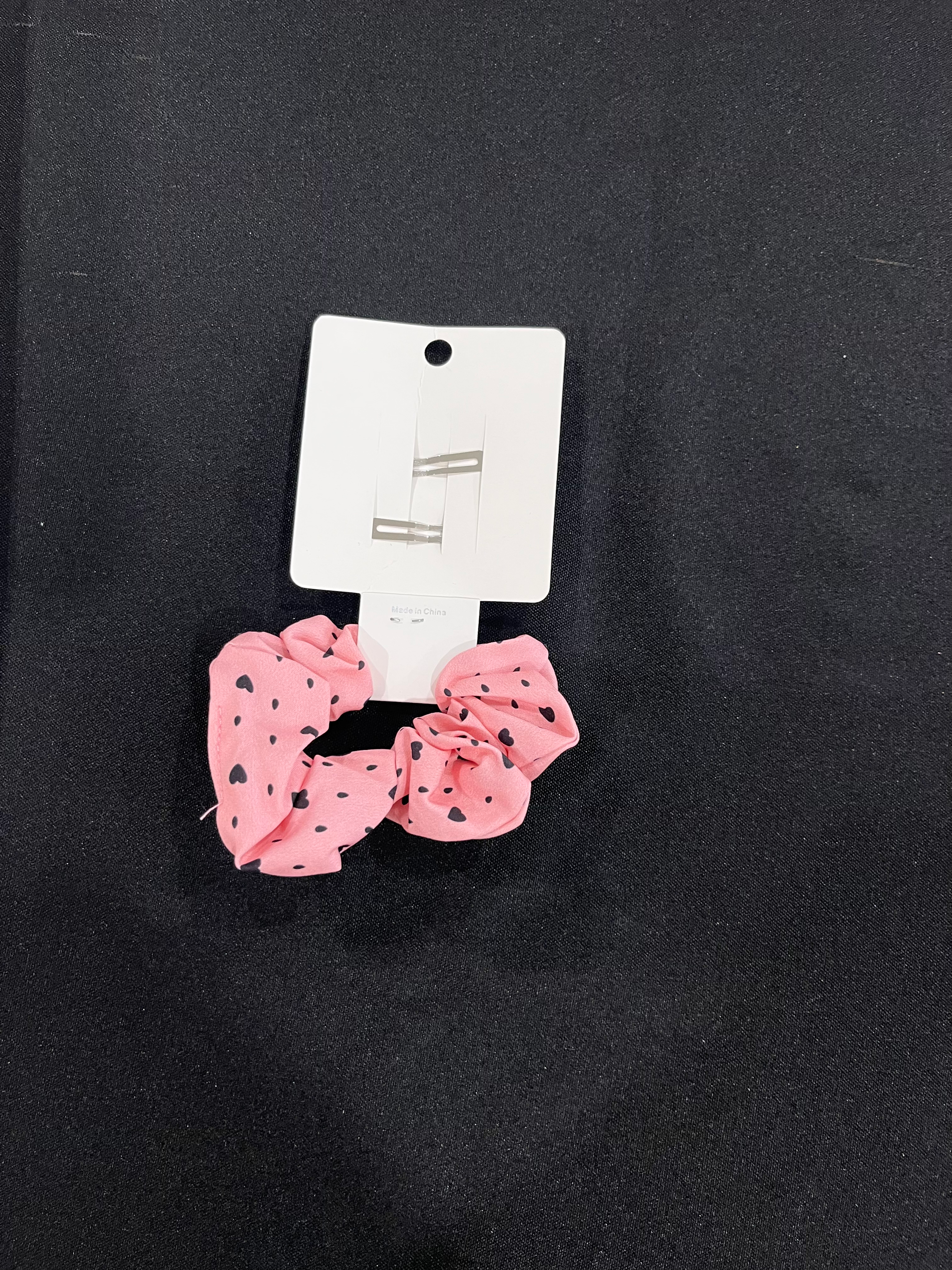 Three Piece Clip and Scrunchie Set  image 3