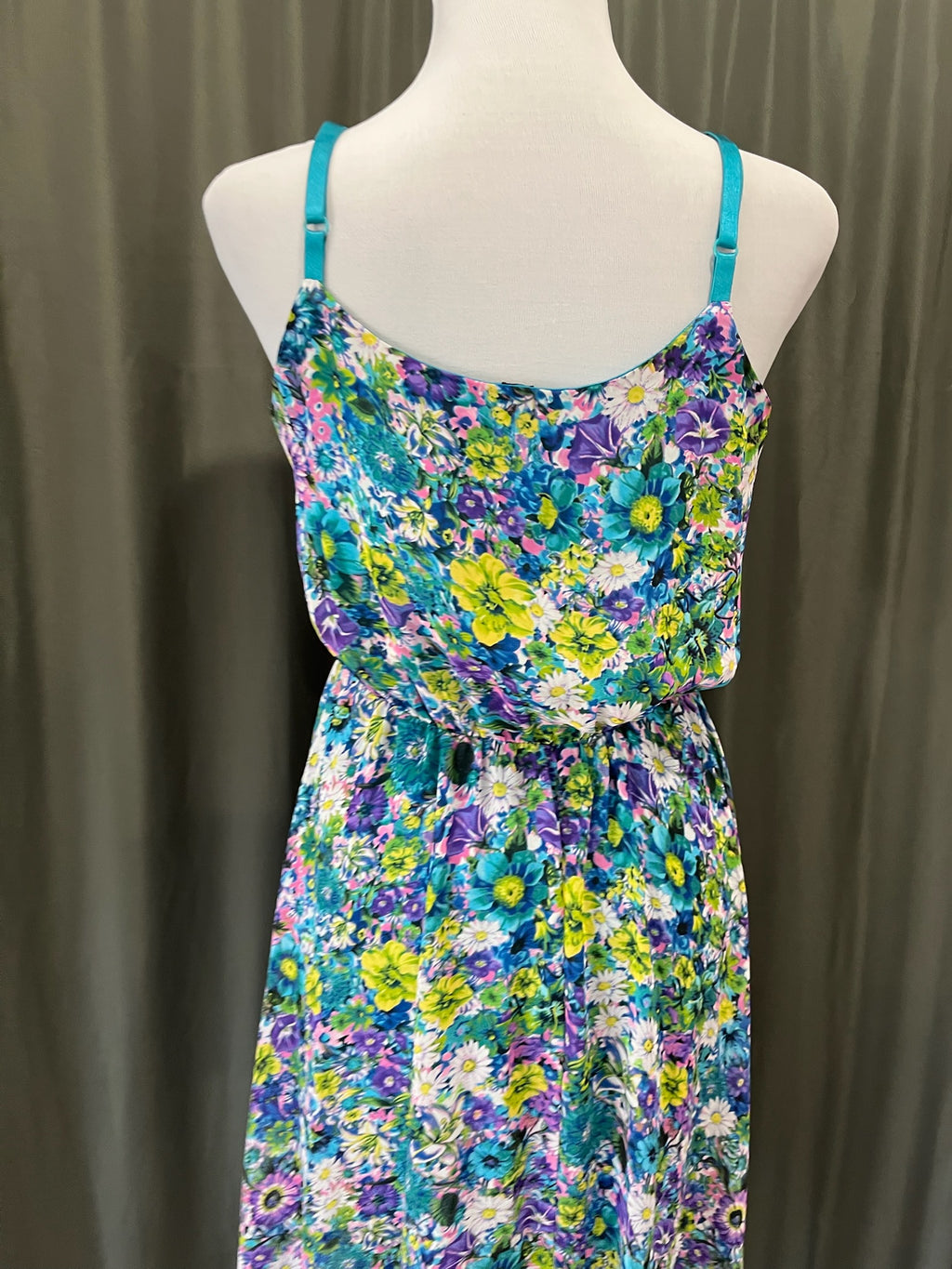 Women’s Blue Floral Dress image 2