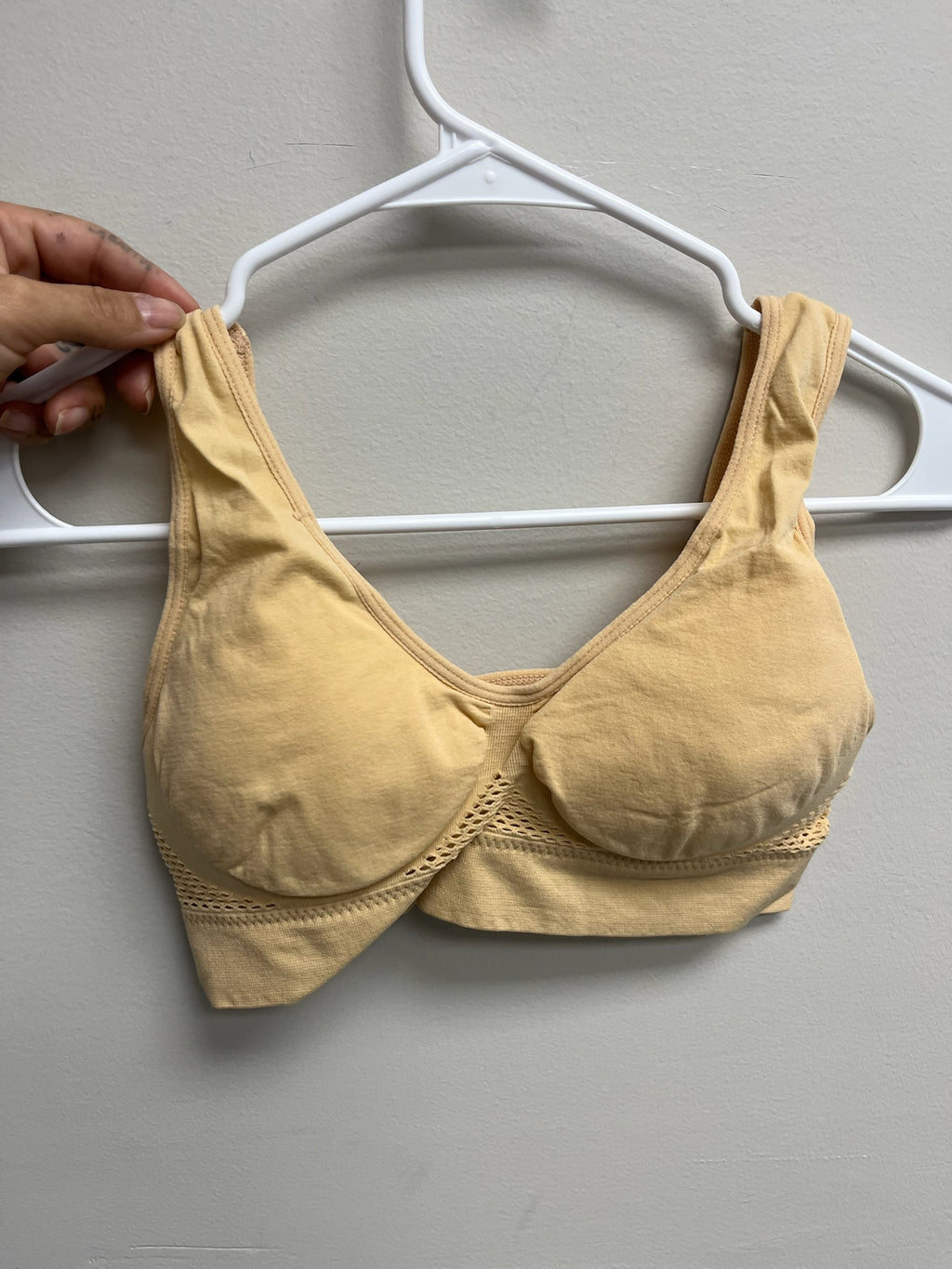 New Women’s Beige Sports Bra