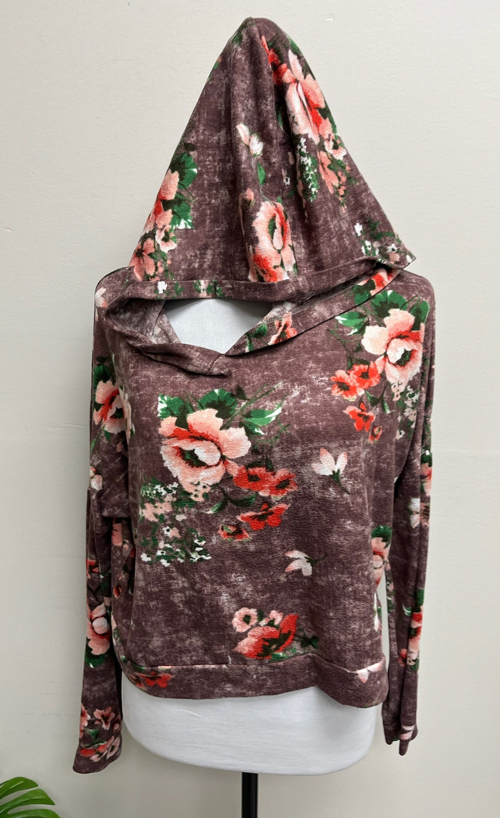 Used Women’s Floral Hoodie Sweater Shirt