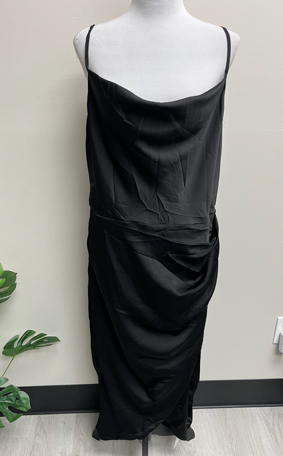 New Women’s Black Dress