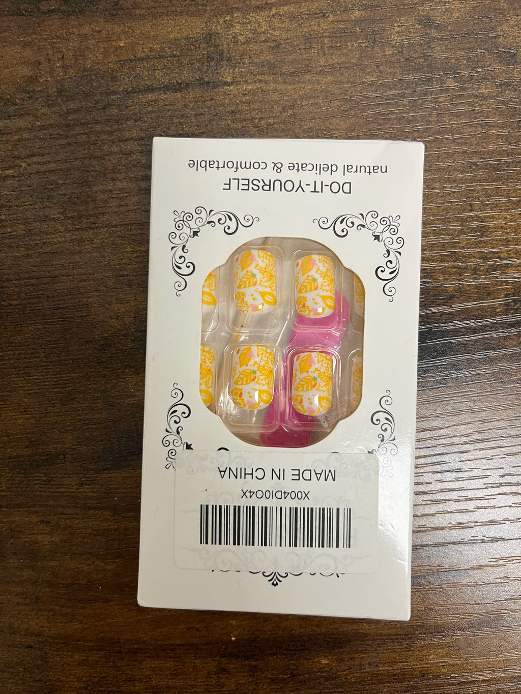 New Yellow Fall Leaves Nail Set
