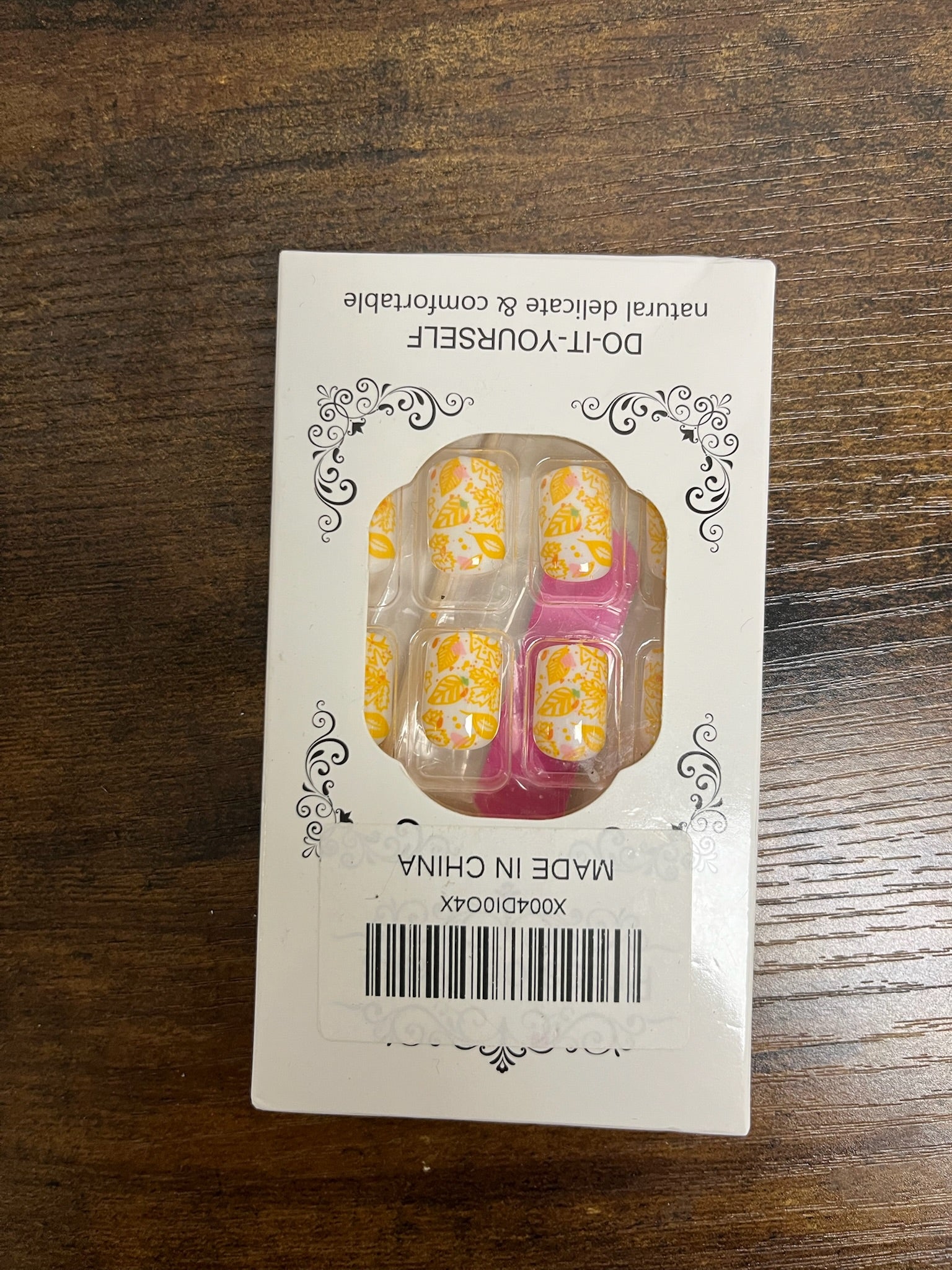 New Yellow Fall Leaves Nail Set