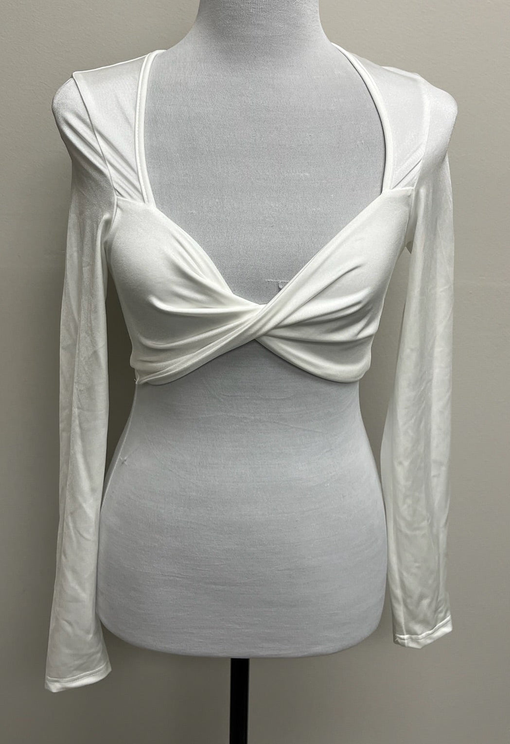Used Women’s White Crop Top