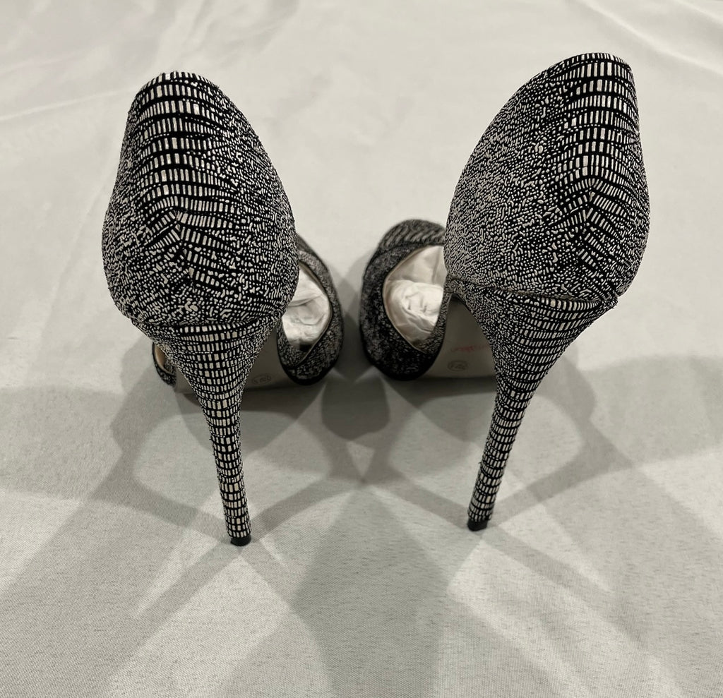 Women’s Heels image 2
