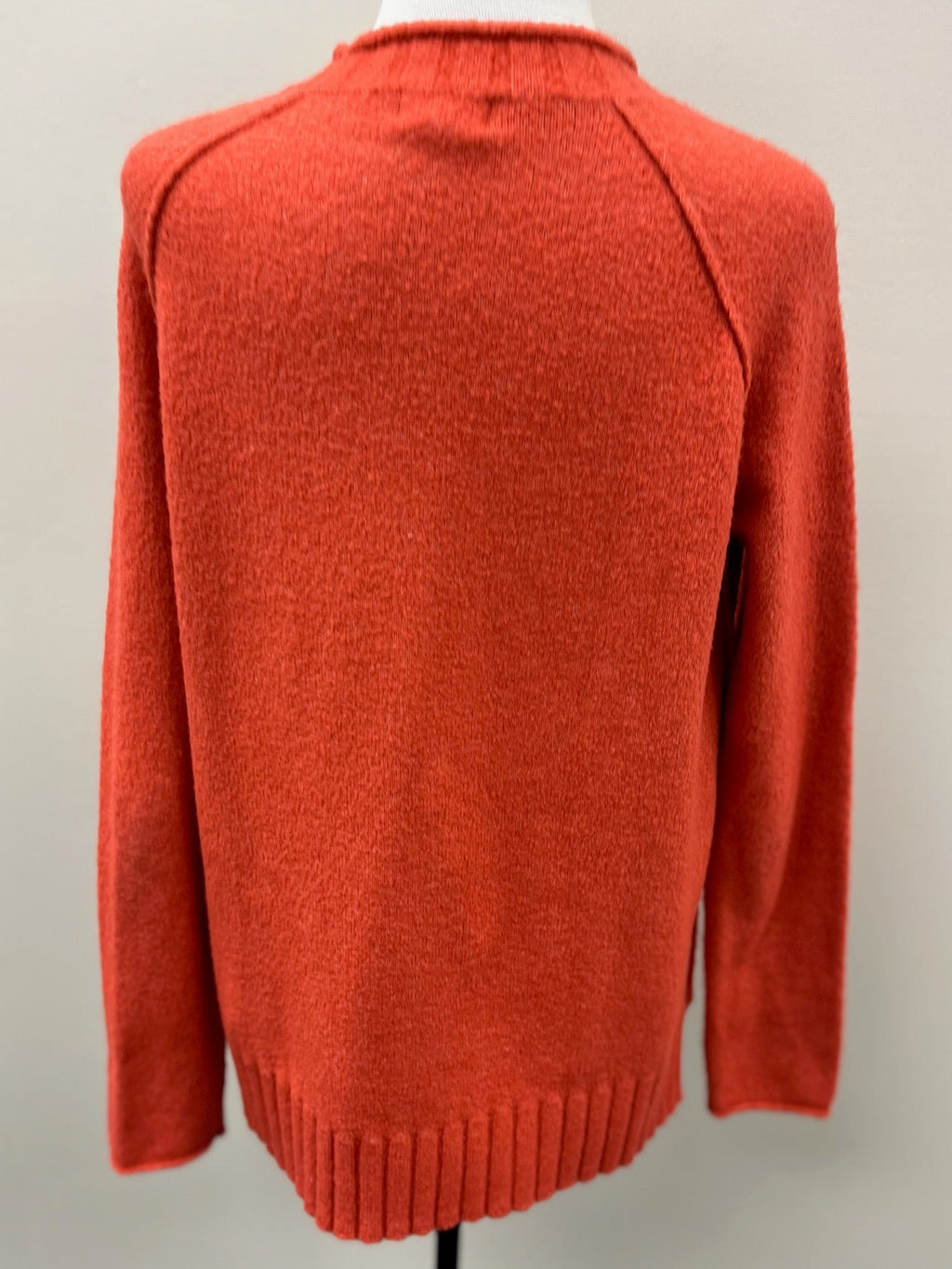 Used Women’s Orange Sweater Shirt