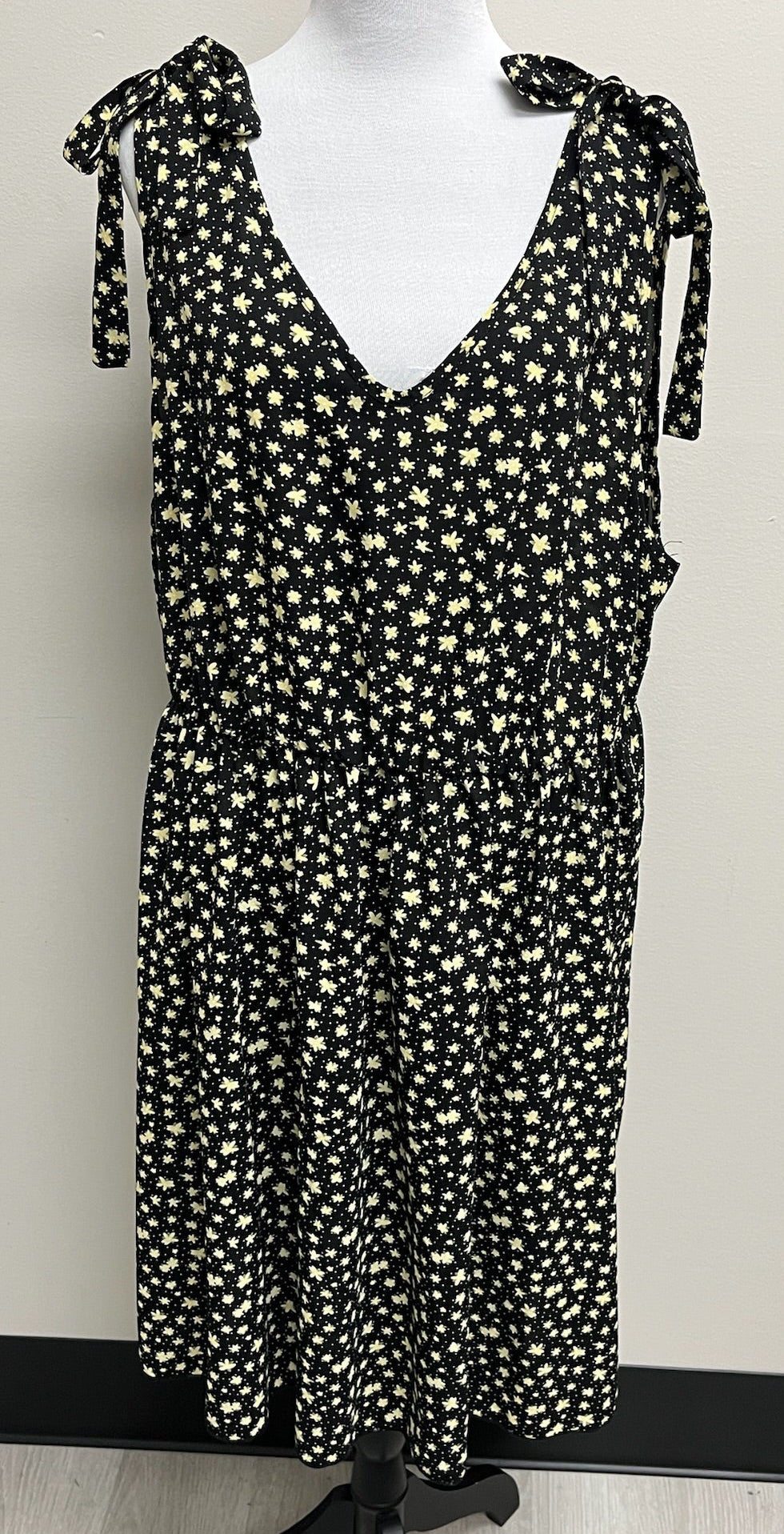 Used Women’s Floral Dress