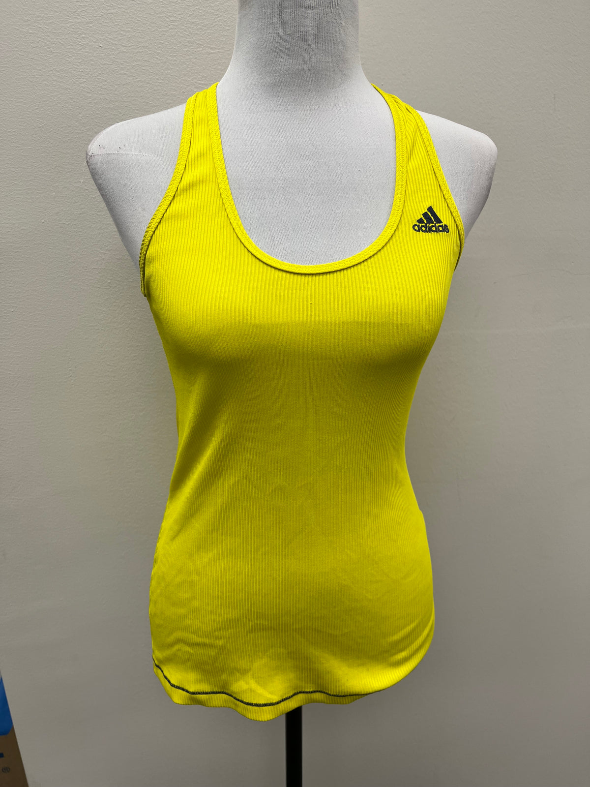 Used Women’s Yellow Athletic Tank Top