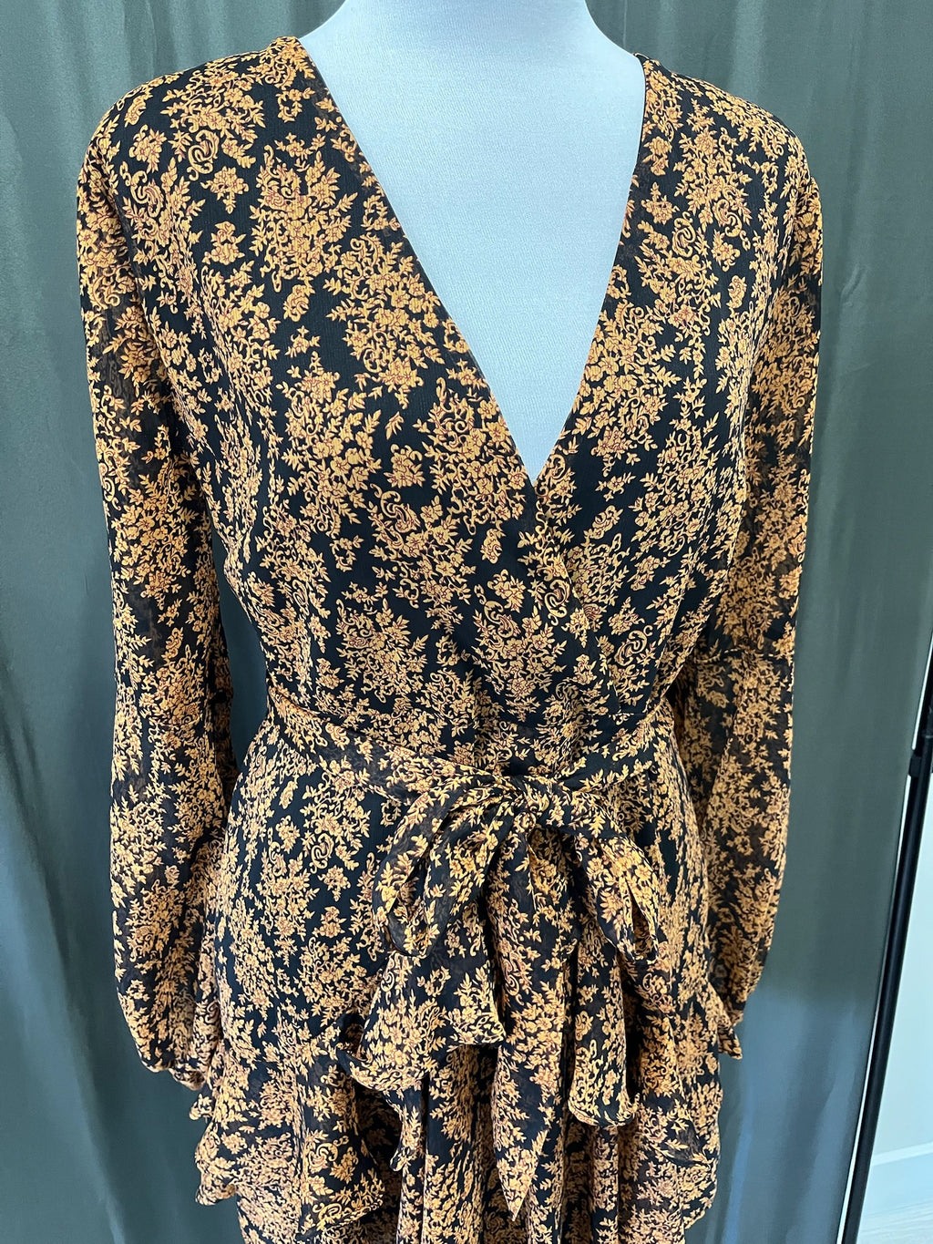 Women’s Dress image 1