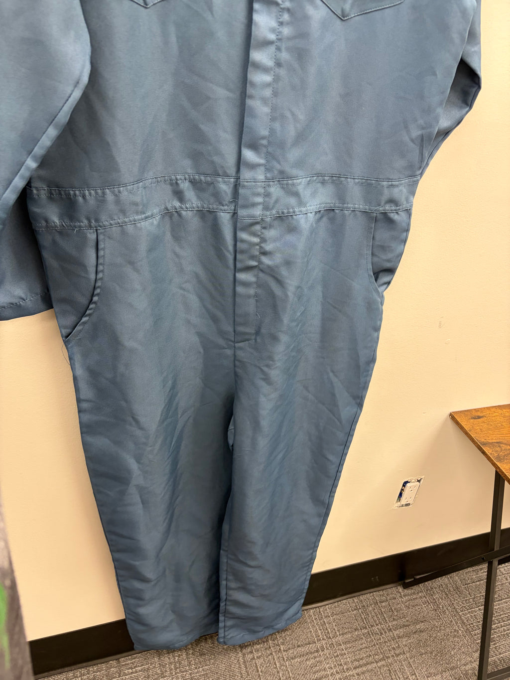 Used Men’s Mike Meyers Costume Jumpsuit